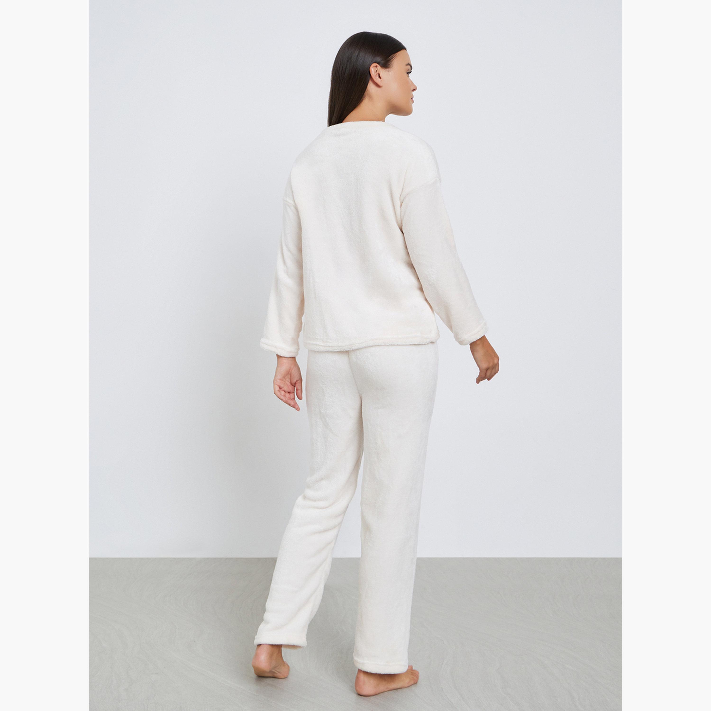 Styli Fleece Bear Embroidery Top and Pyjama Set-women-clothing-nightwear-pyjamas-longsets-image-3