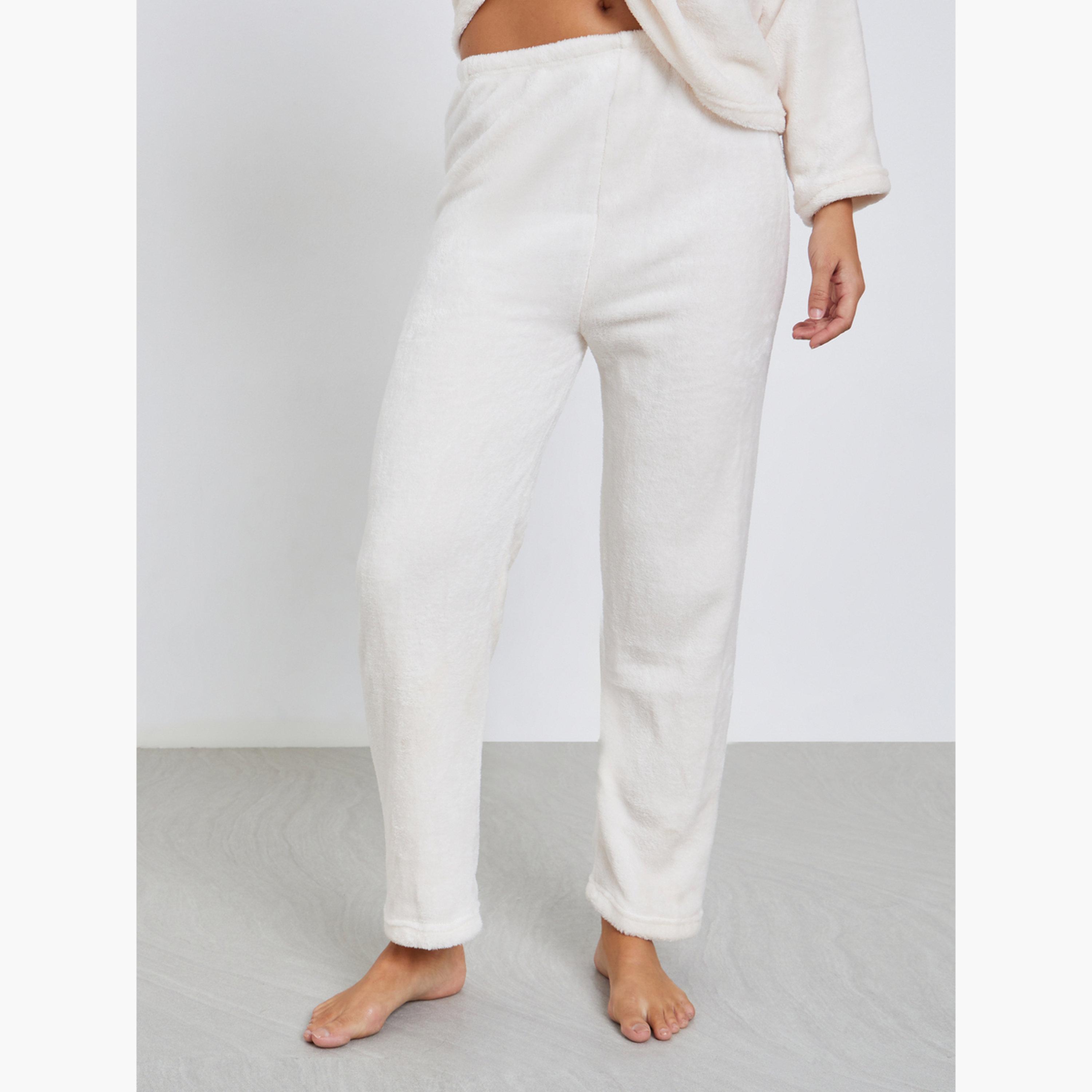 Styli Fleece Bear Embroidery Top and Pyjama Set-women-clothing-nightwear-pyjamas-longsets-image-4