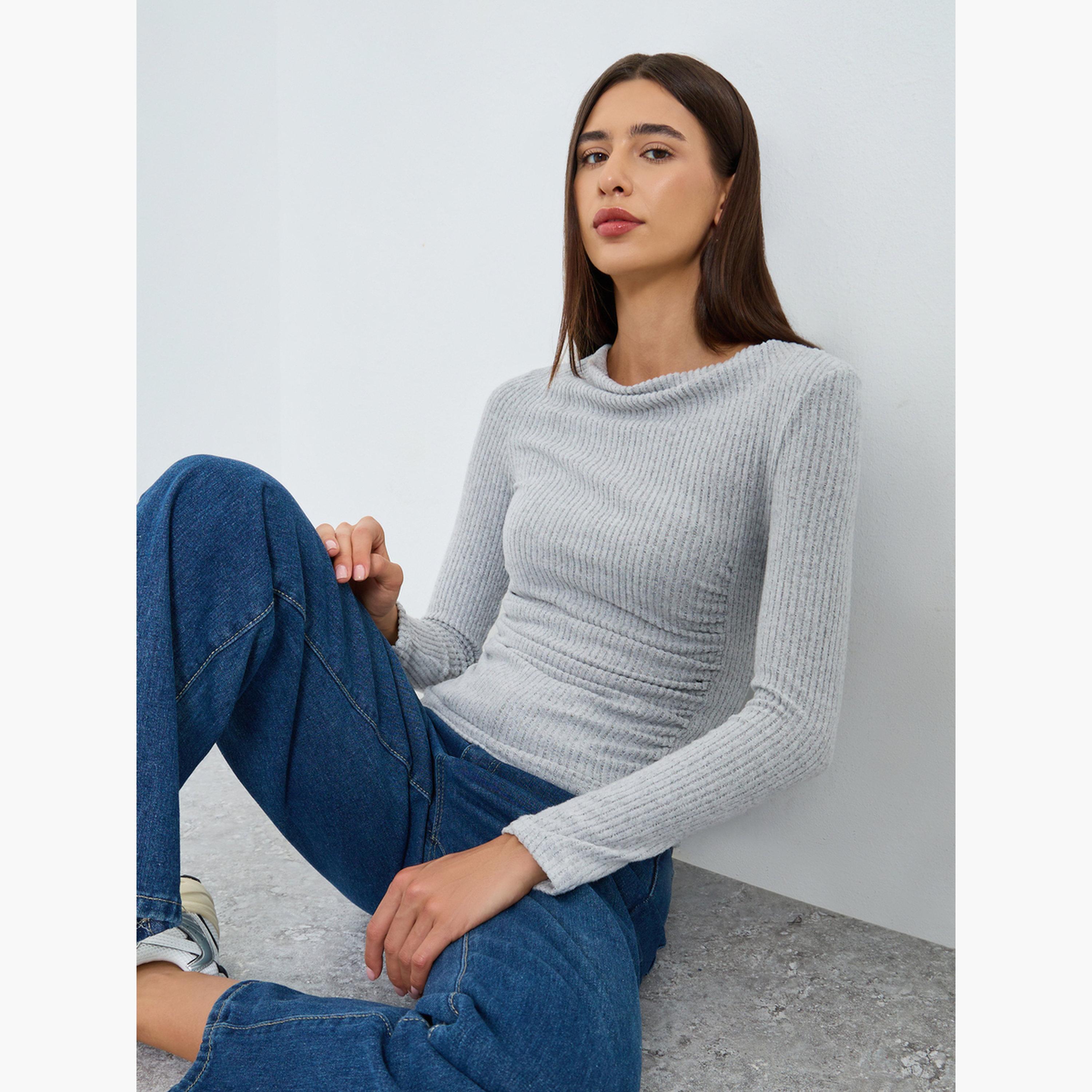 تيك تو - بلوزة رمادية مضلعة برقبة منسدلة للنساء-women-clothing-tshirts-image-3
