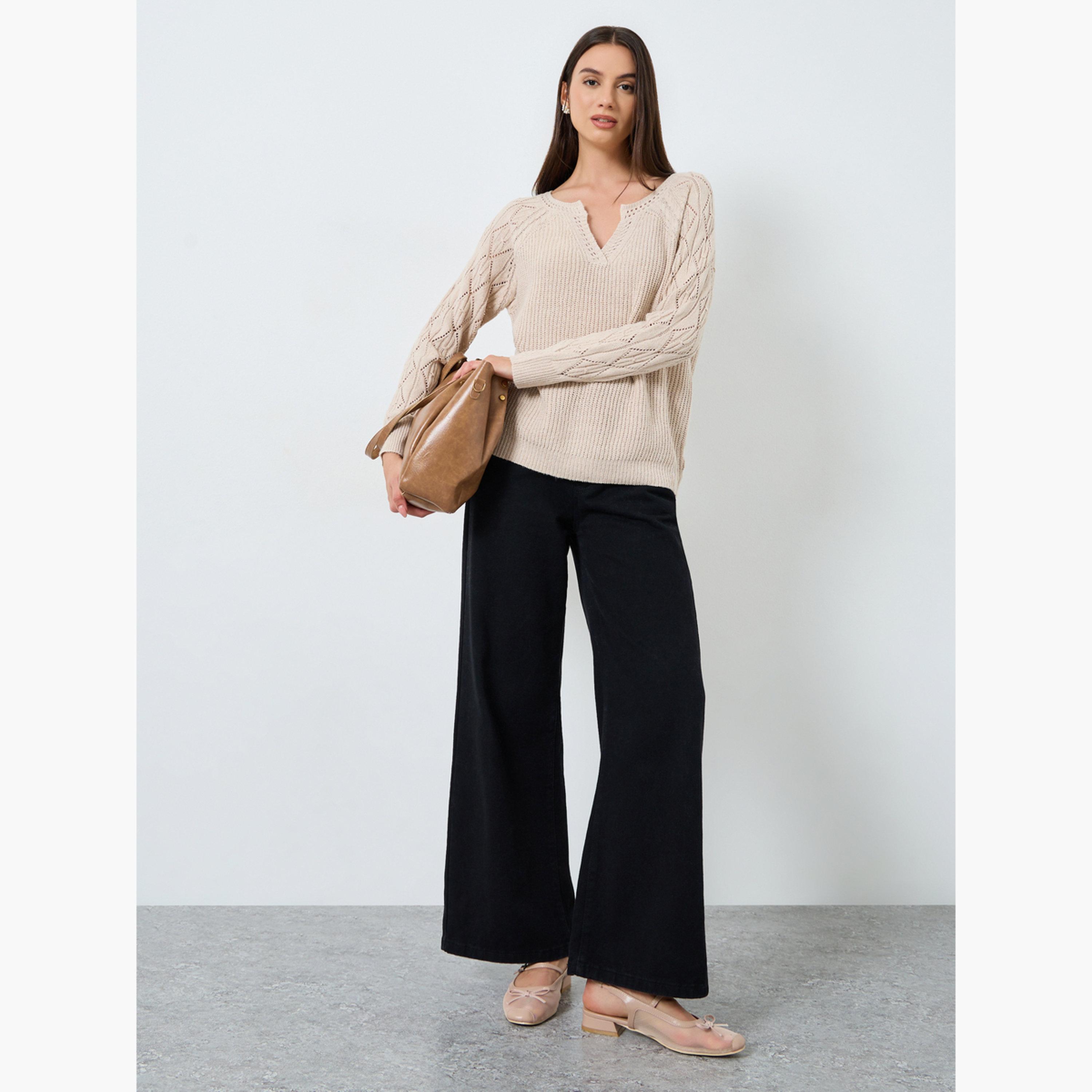 تيك تو - سترة محبوكة لون بيج برقبة على شكل حرف V-women-clothing-cardigansandjumpers-jumpers-image-2