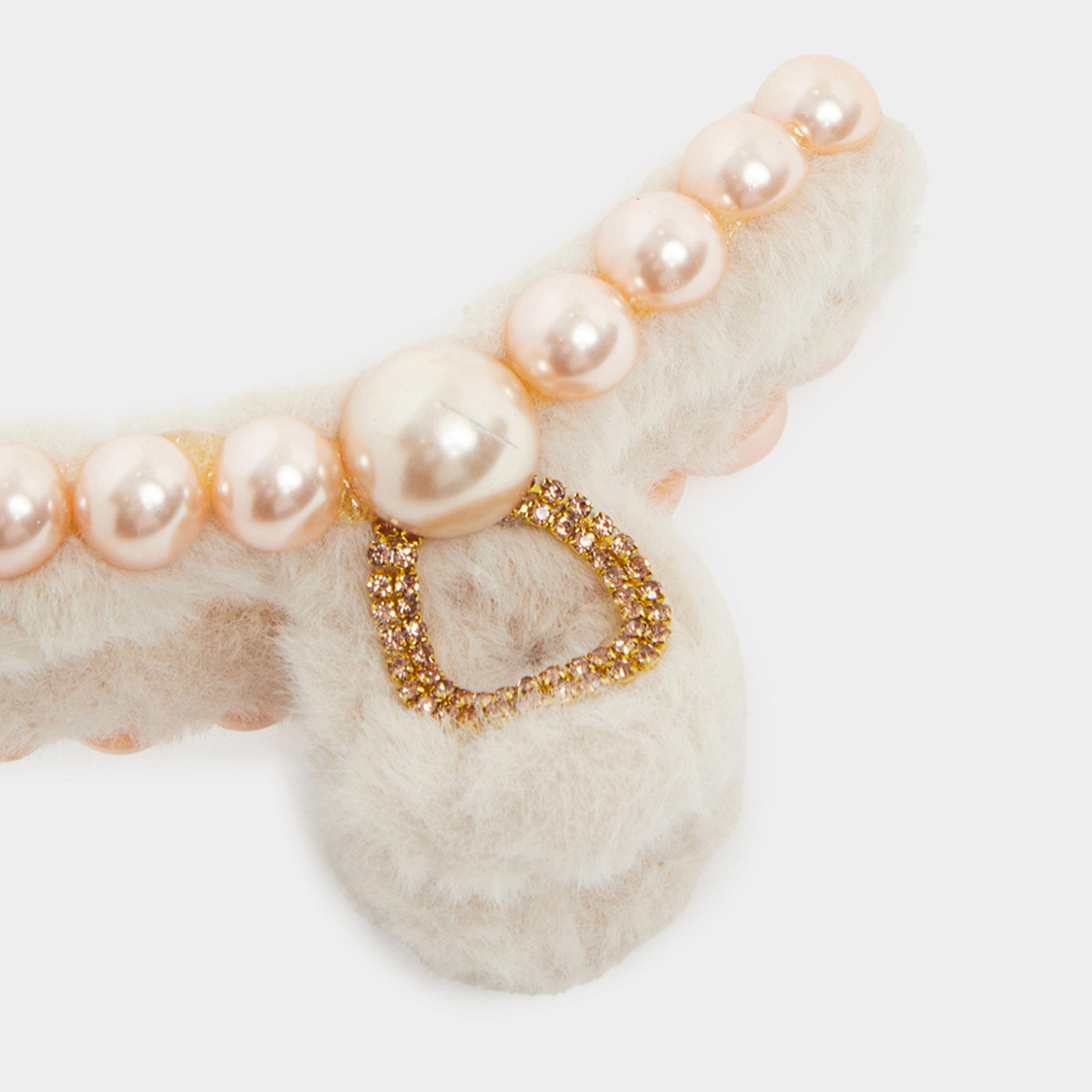 Styli Beige Faux Fur Pearl Hair Claw-women-hairaccessories-others-image-4