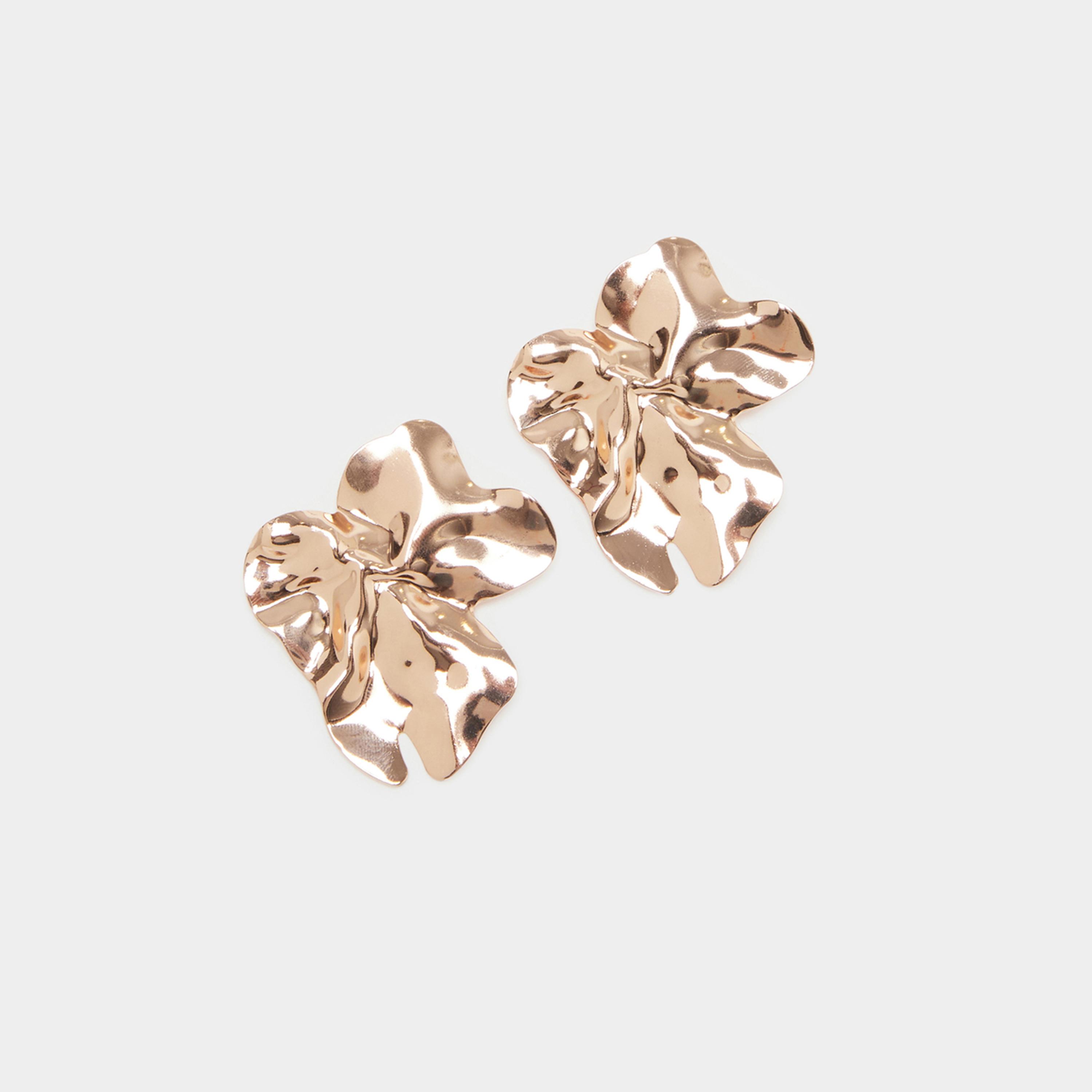 ستايلي - أقراط بتصميم أوراق مزخرفة-women-watchesandjewellery-jewellery-earrings-image-1