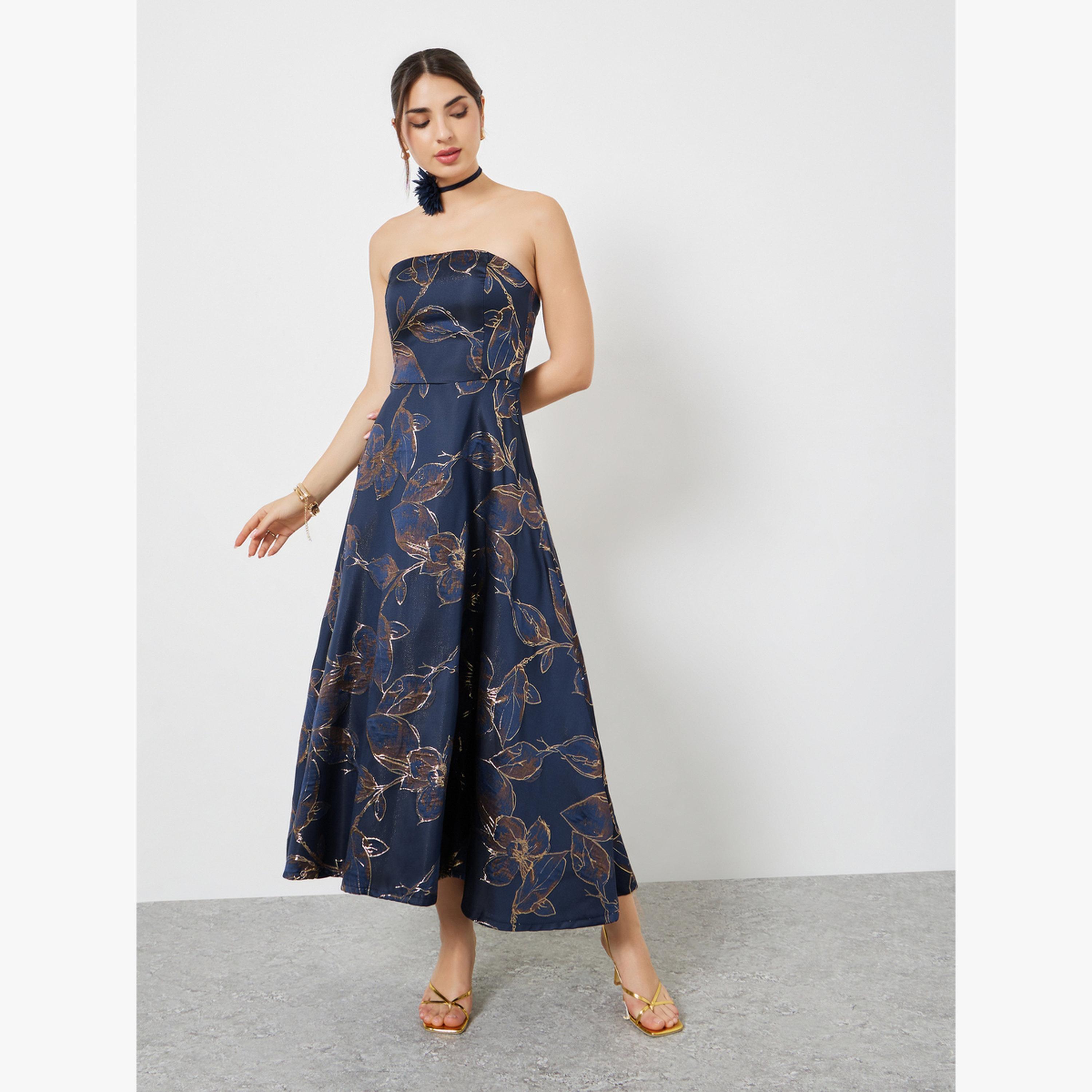 فستان طويل بحافة واسعة وياقة باندو مزين بزهور-women-clothing-dresses-image-1