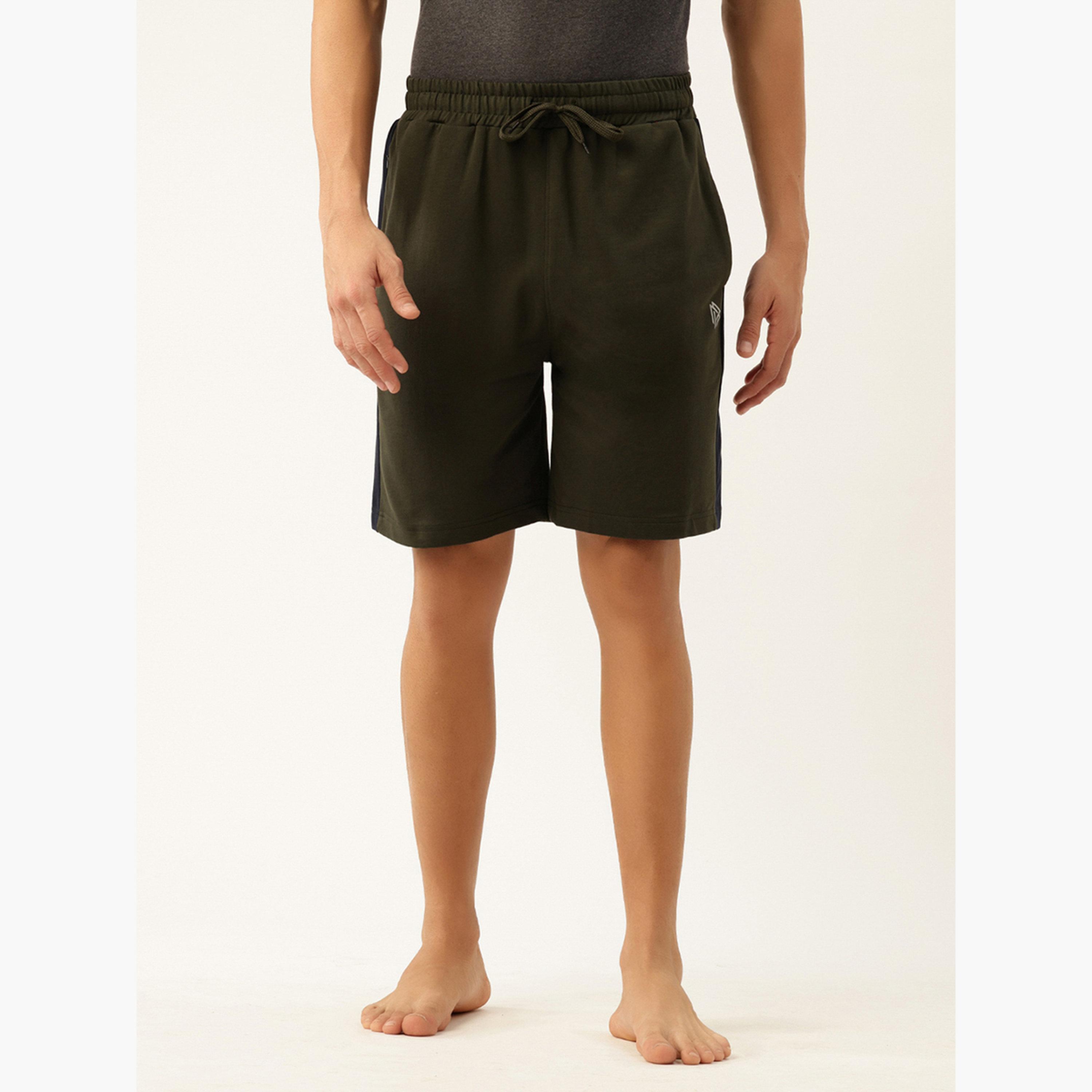 جون بلاير - شورت رجالي من القطن باللون الأخضر مع رباط-men-clothing-bottoms-shorts-image-1