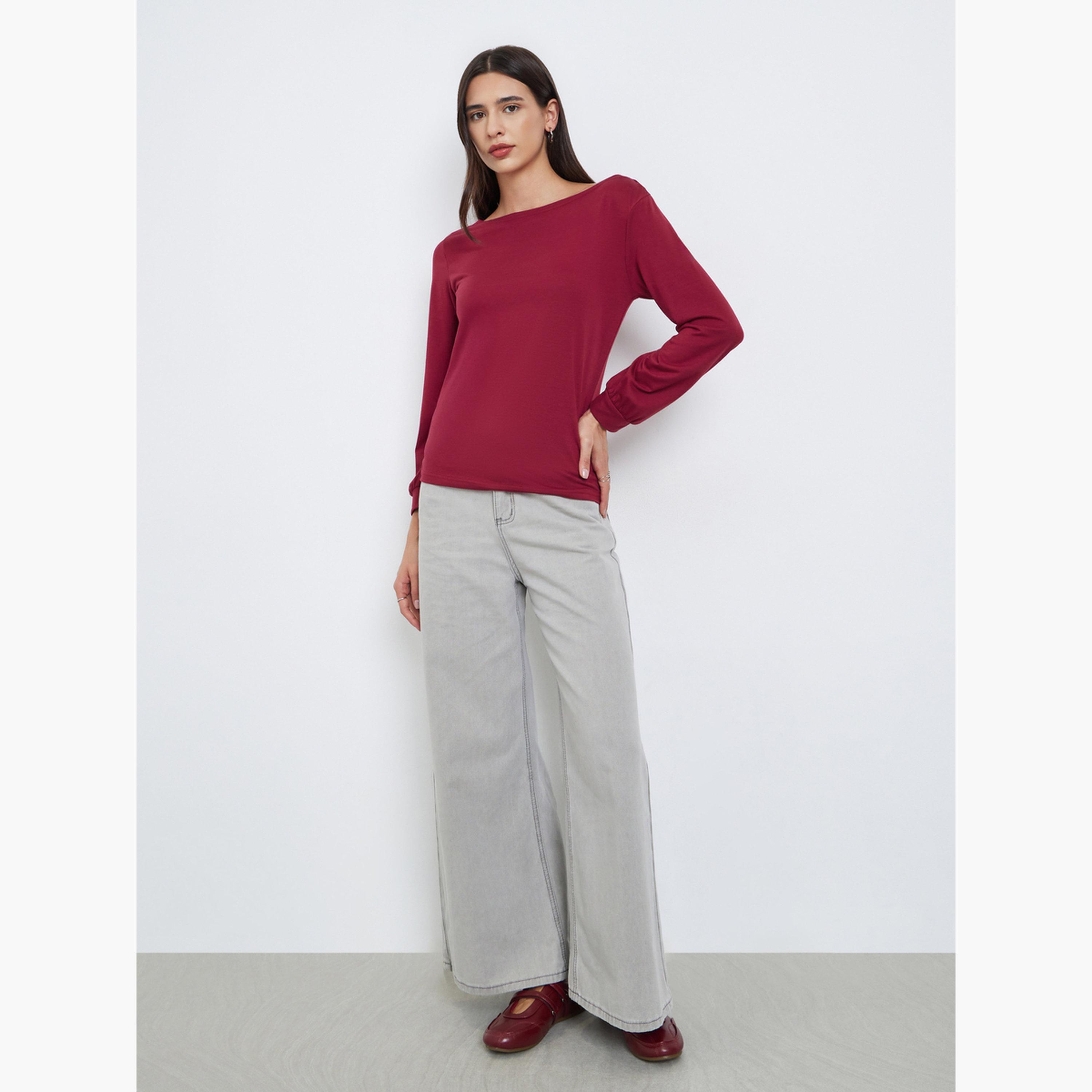 ستايلي - تي شيرت بقصّة عادية وطبعة جرافيكية لون برغندي-women-clothing-tshirts-image-2