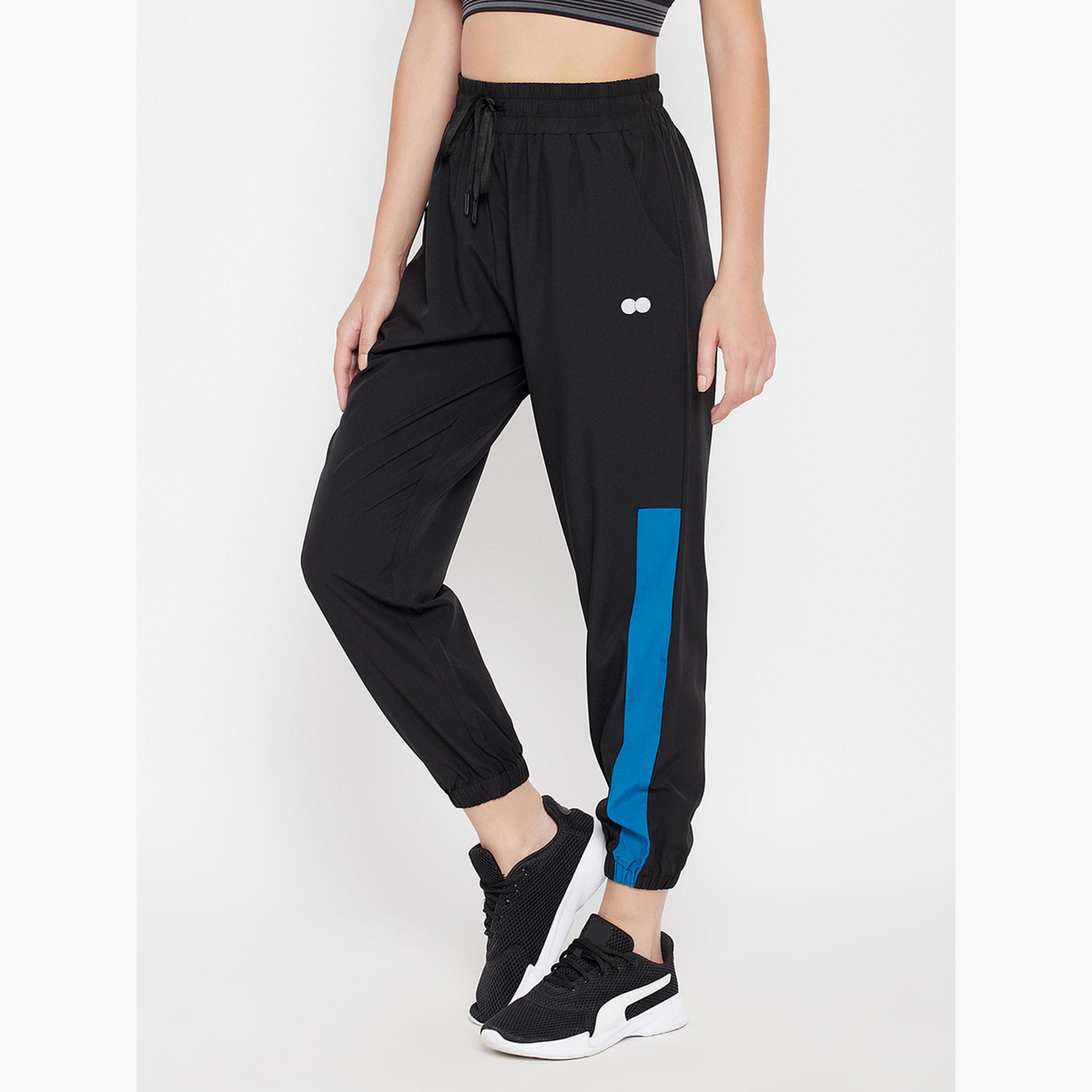 كلوفيا - بنطال رياضي مريح لون أسود-women-clothing-sportswearandactivewear-bottoms-joggersandtrackpants-image-3