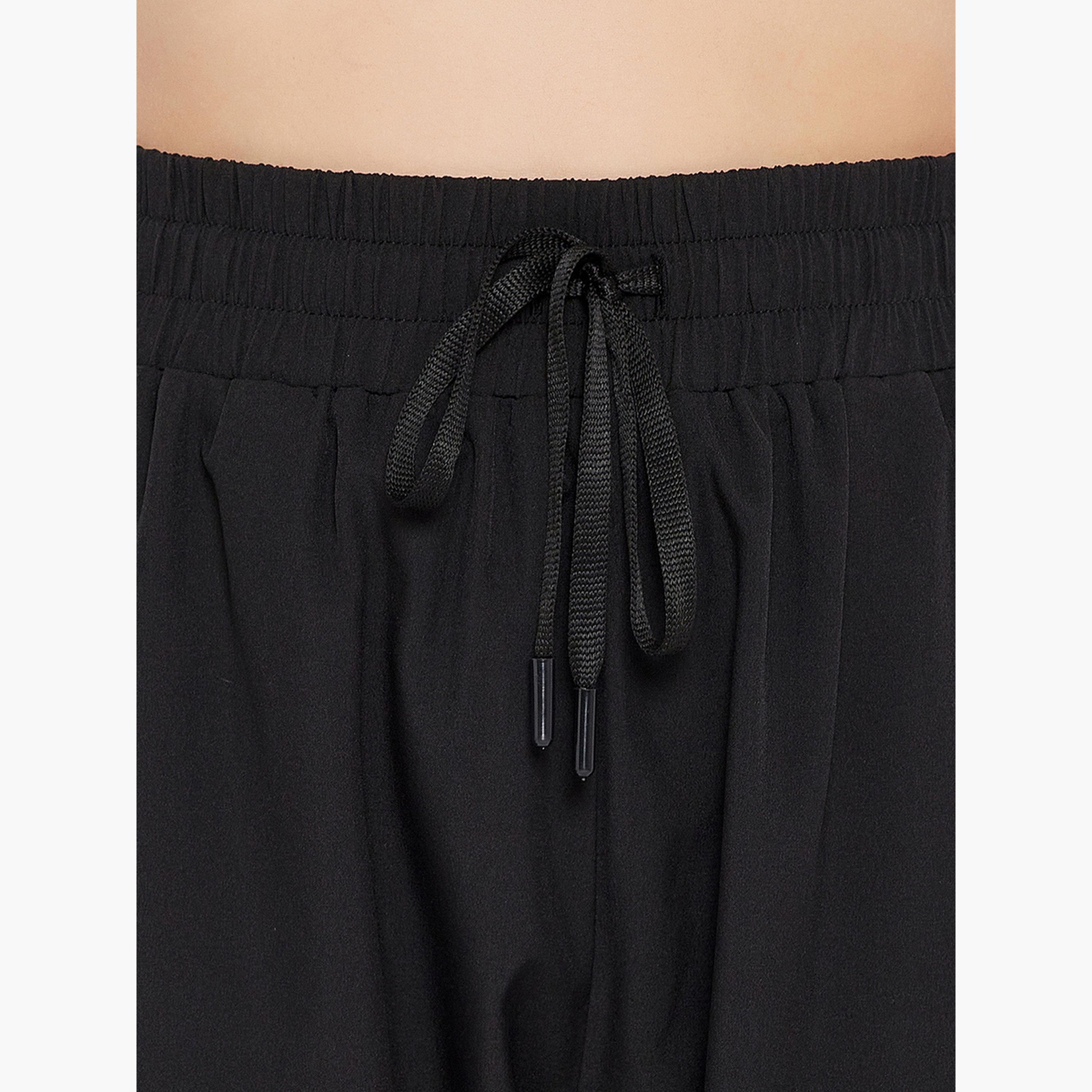 كلوفيا - بنطال رياضي مريح لون أسود-women-clothing-sportswearandactivewear-bottoms-joggersandtrackpants-image-6