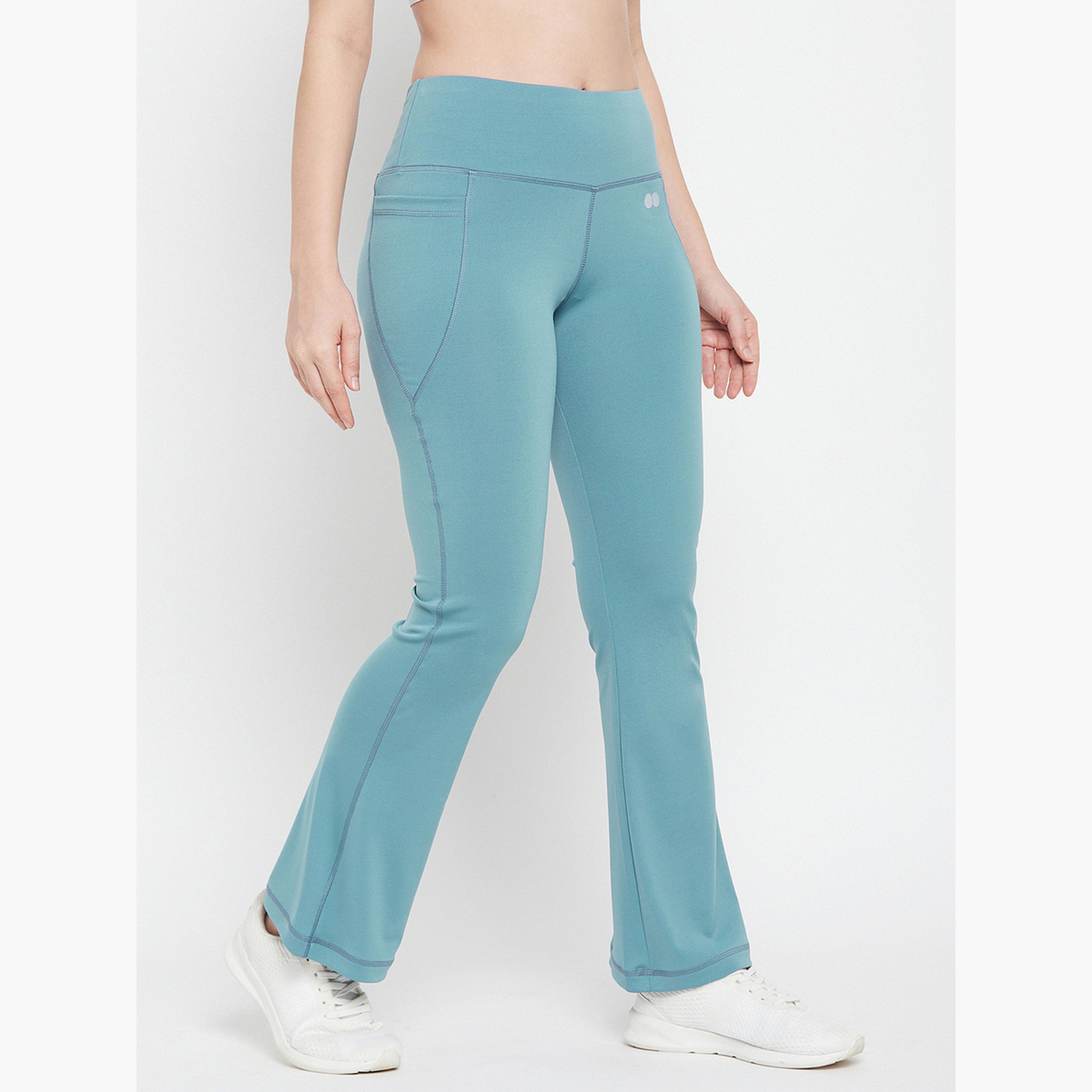 Clovia Comfort Fit Flared Yoga Pants with Side Pockets-women-clothing-sportswearandactivewear-bottoms-joggersandtrackpants-image-4