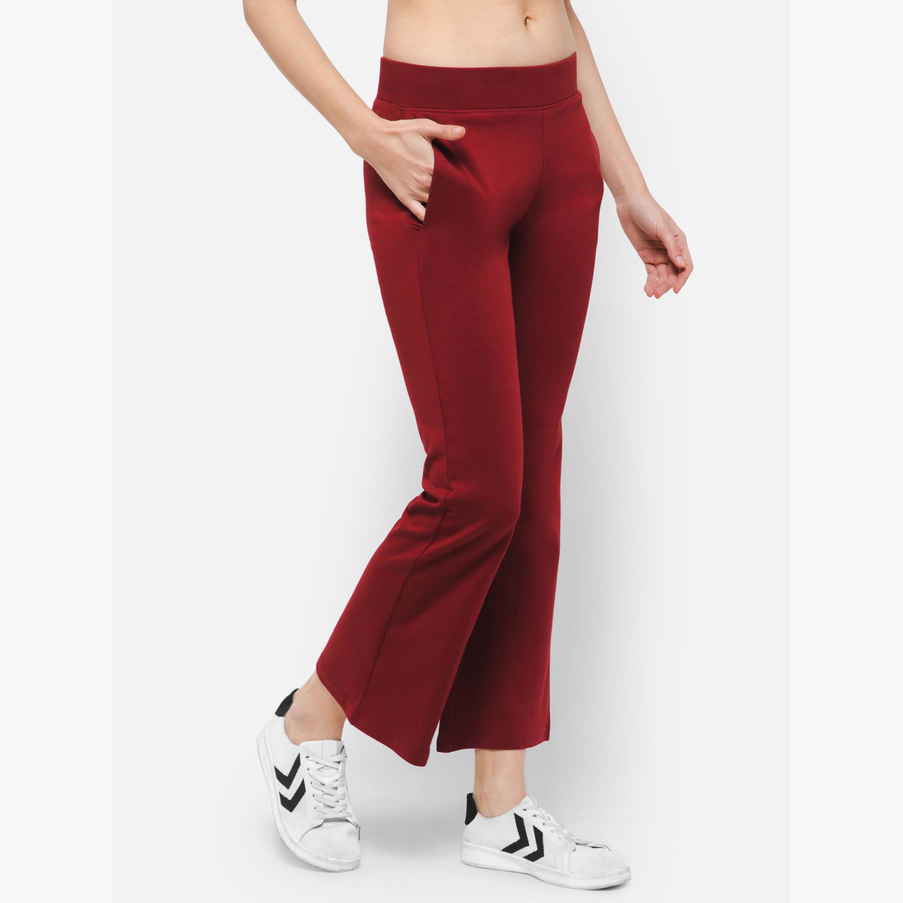 Clovia Comfort Fit Flared Yoga Pants with Side Pockets-women-clothing-sportswearandactivewear-bottoms-joggersandtrackpants-image-5