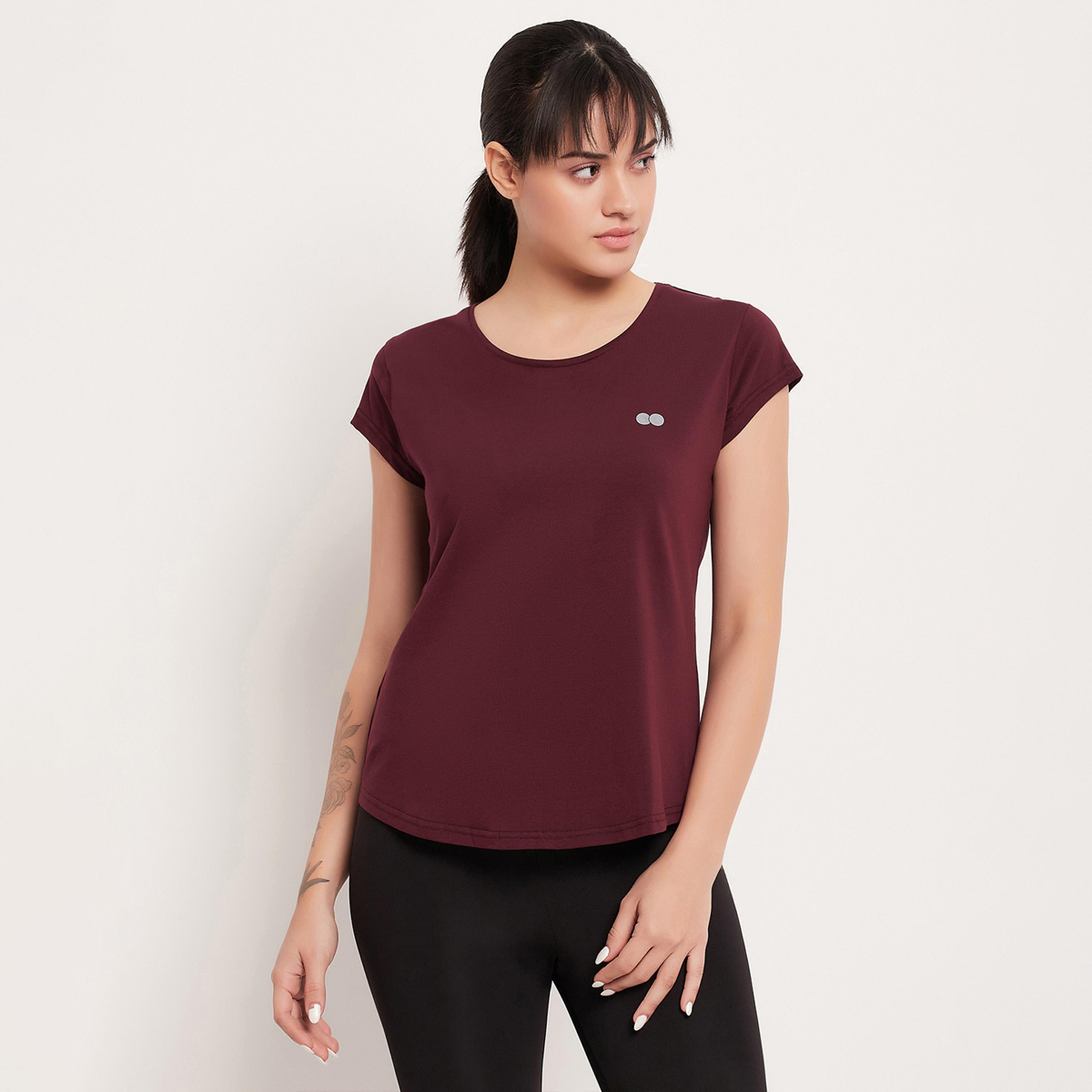 كلوفيا - تي شيرت رياضي مريح لون برغندي-women-clothing-tshirts-image-1