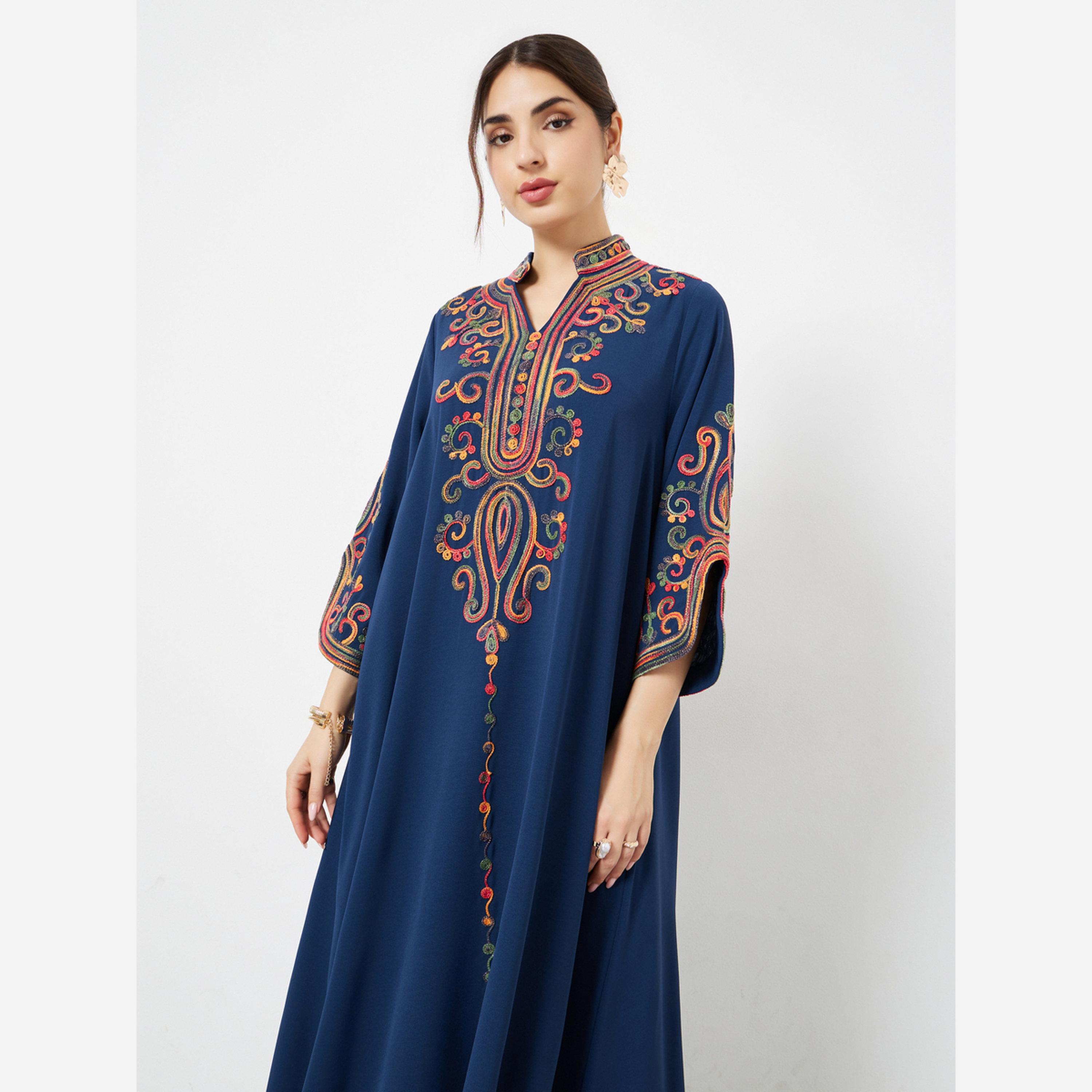 Amirah X Styli Navy Blue Embroidered Slit Sleeve Jalabiya-women-arabicclothing-jalabiyas-image-4