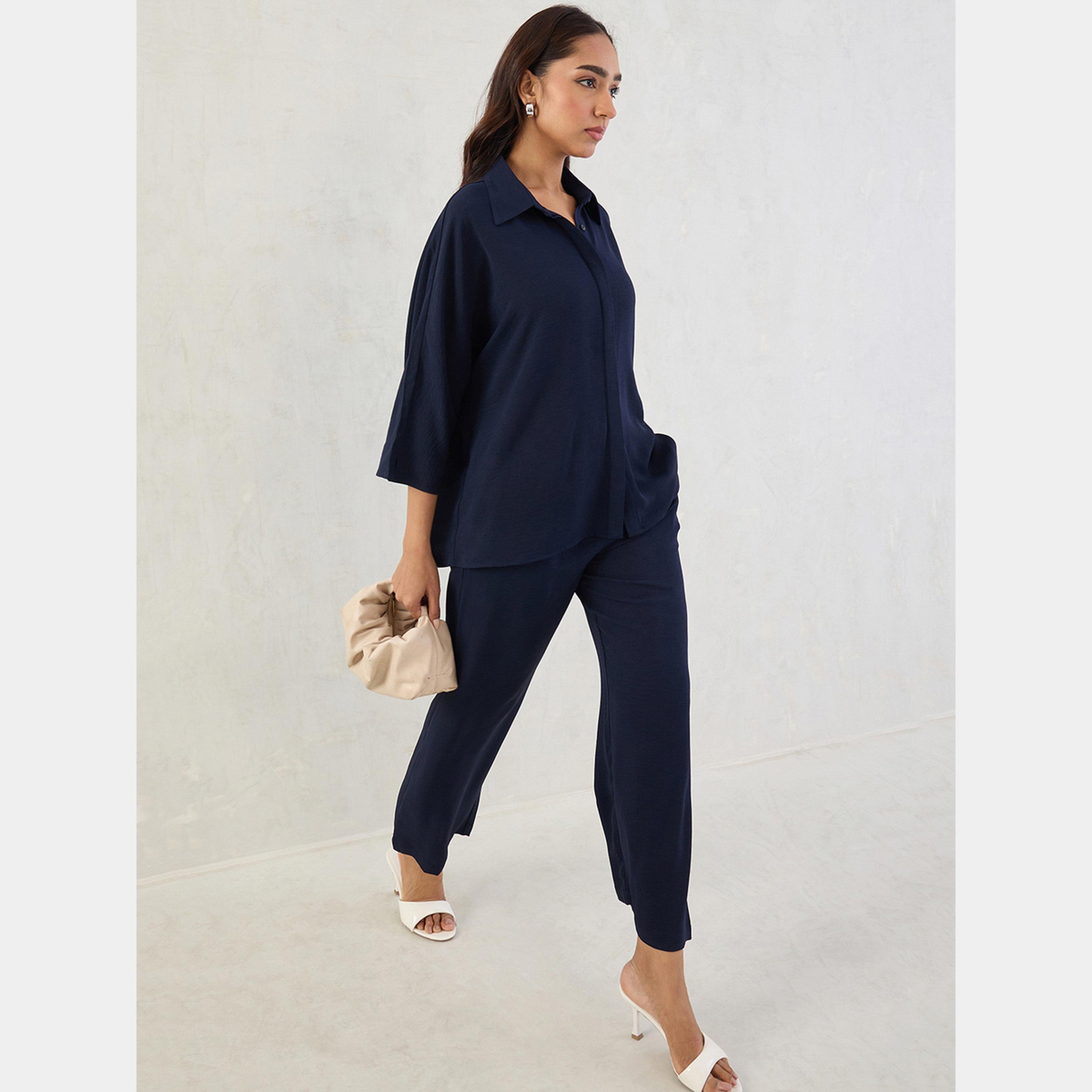 فيميلا - قميص بأكمام كيمونو وبنطال لون أزرق كحلي-women-clothing-coordsets-image-5