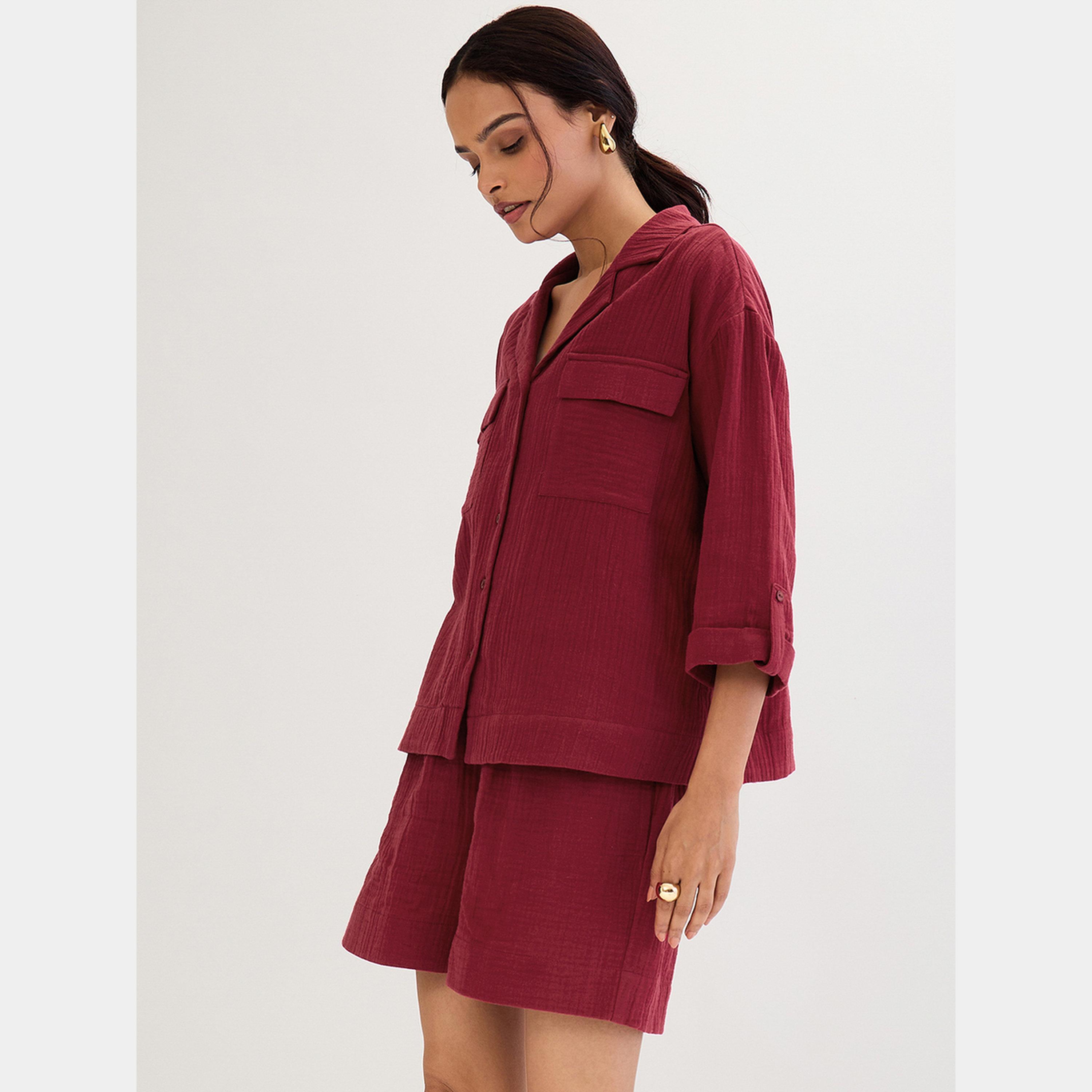فيميلا - قميص وشورت من قماش قطني برغندي منسقان-women-clothing-coordsets-image-3