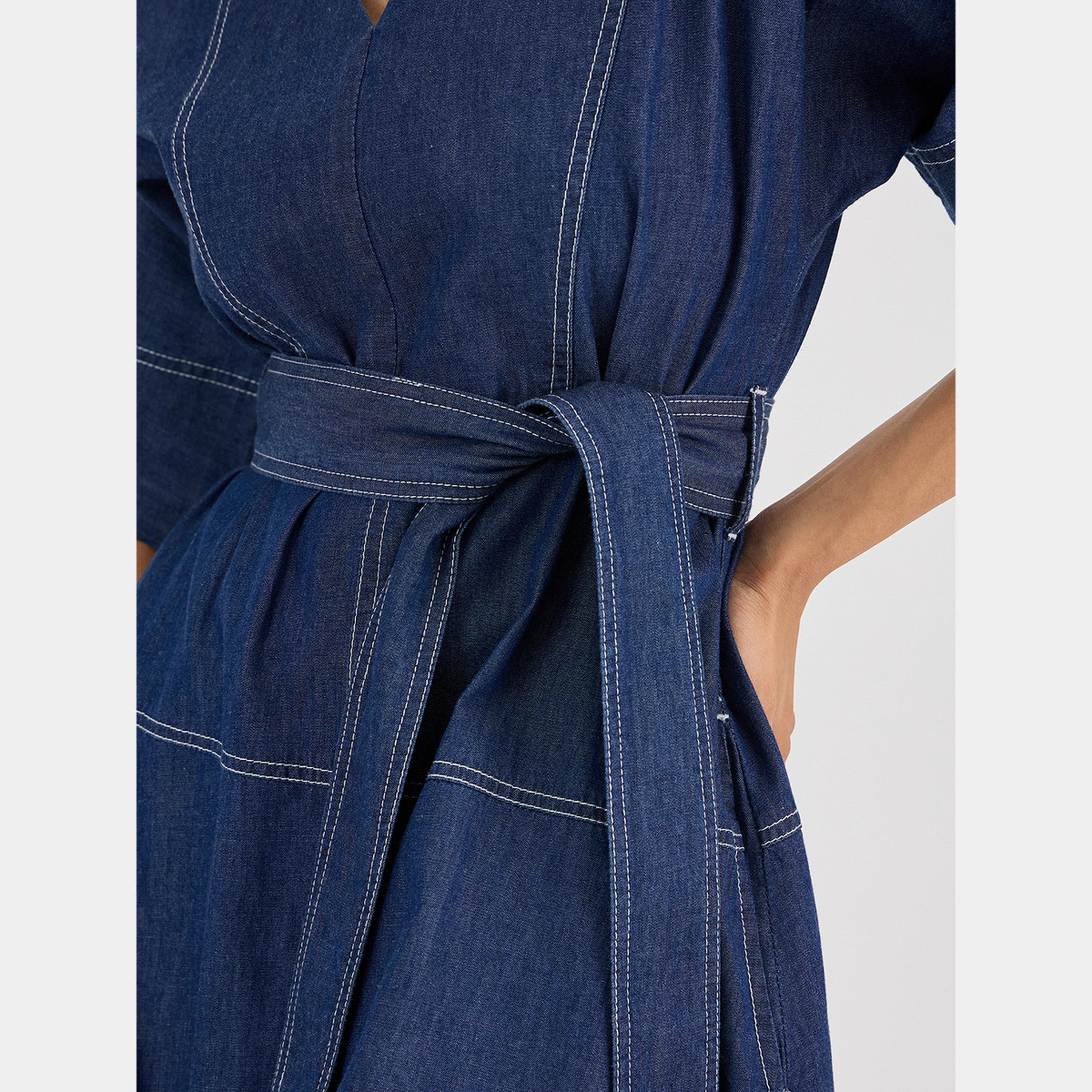 فيميلا - فستان جينز نسائي قصير بأكمام قصيرة ورقبة حرف A، لون أزرق كحلي-women-clothing-dresses-image-6