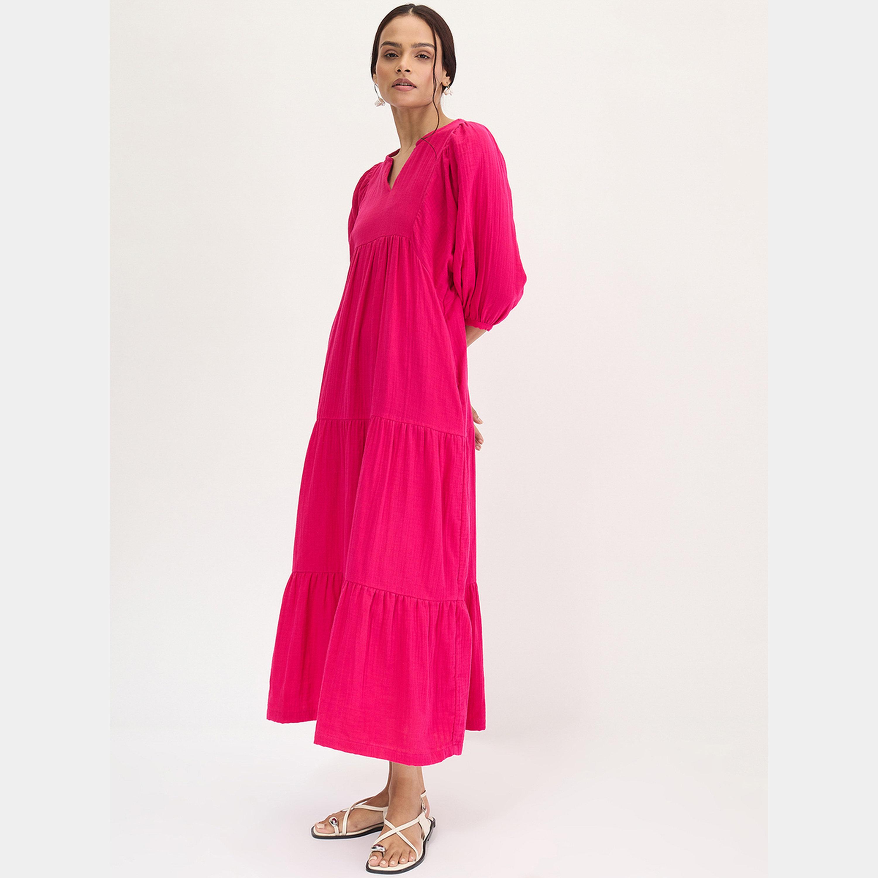 فيميلا - فستان ماكسي نسائي من القطن بأكمام بيشوب رقبة حرف V لون وردي-women-clothing-dresses-image-2