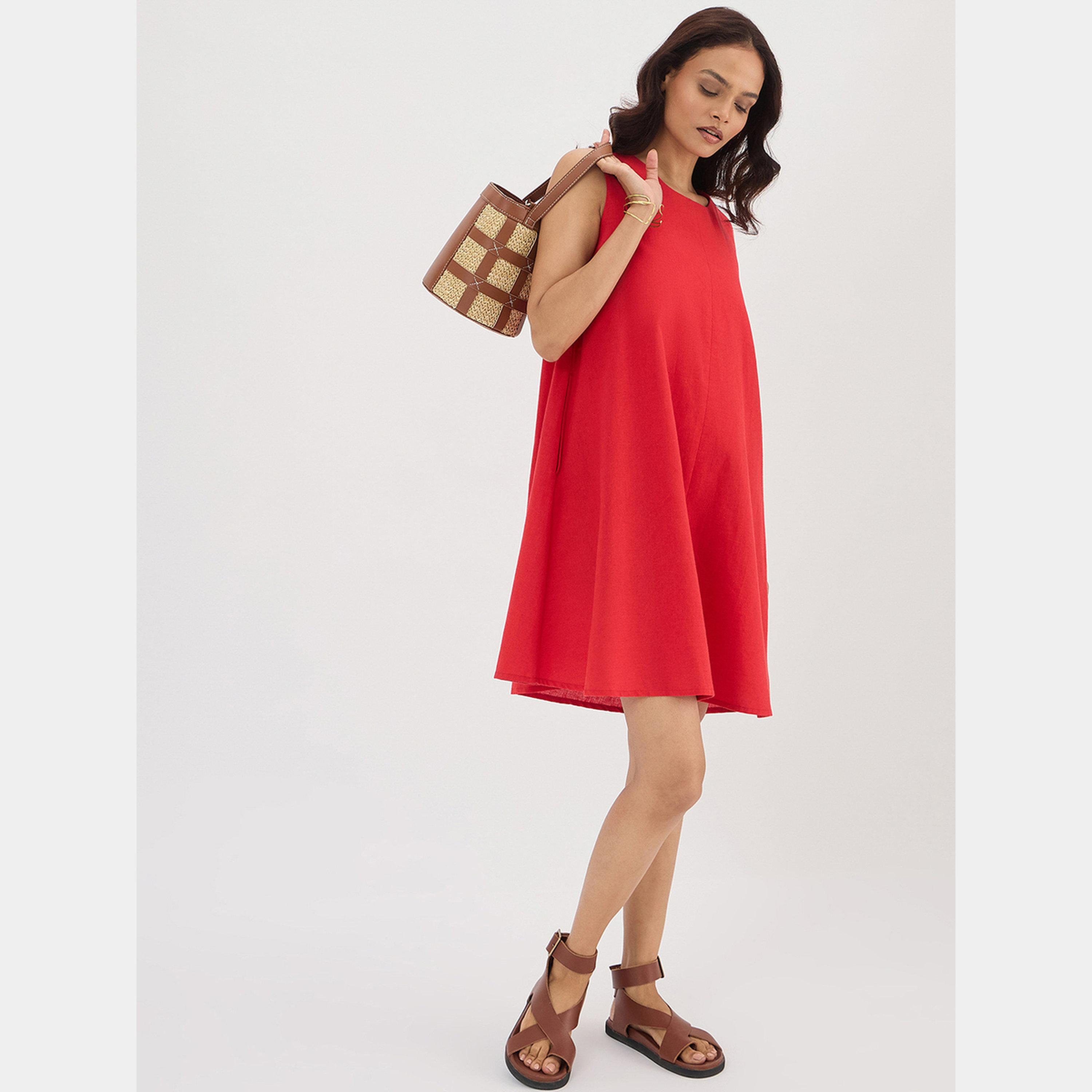 فيميلا - فستان قصير أحمر سادة بدون أكمام ورقبة دائرية للنساء من مزيج الكتان حرف A-women-clothing-dresses-image-2