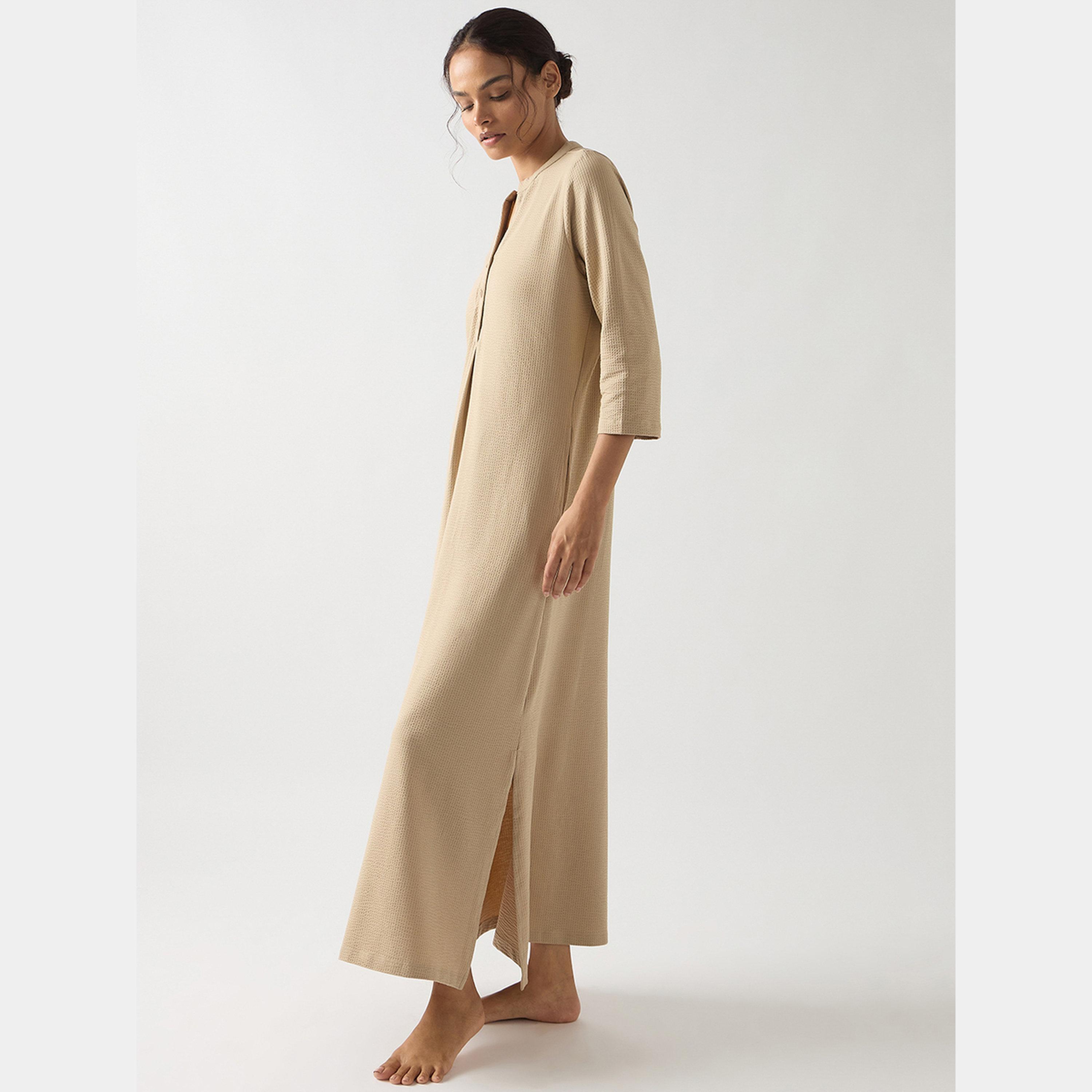 فيميلا - فستان ماكسي قطن محبوك نسائي بأكمام 3/4 وفتحة، لون بيج مزخرف-women-clothing-dresses-image-2