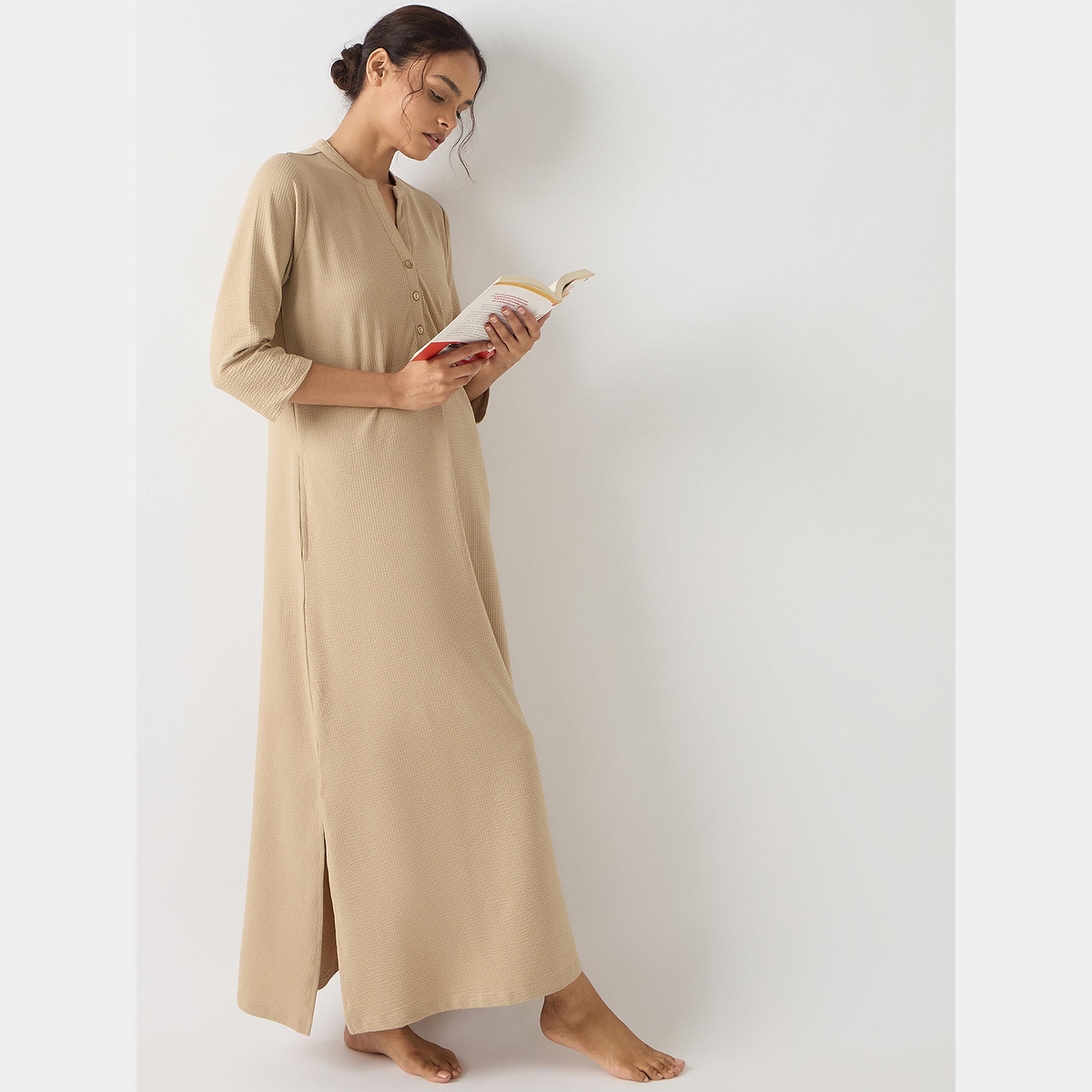فيميلا - فستان ماكسي قطن محبوك نسائي بأكمام 3/4 وفتحة، لون بيج مزخرف-women-clothing-dresses-image-6