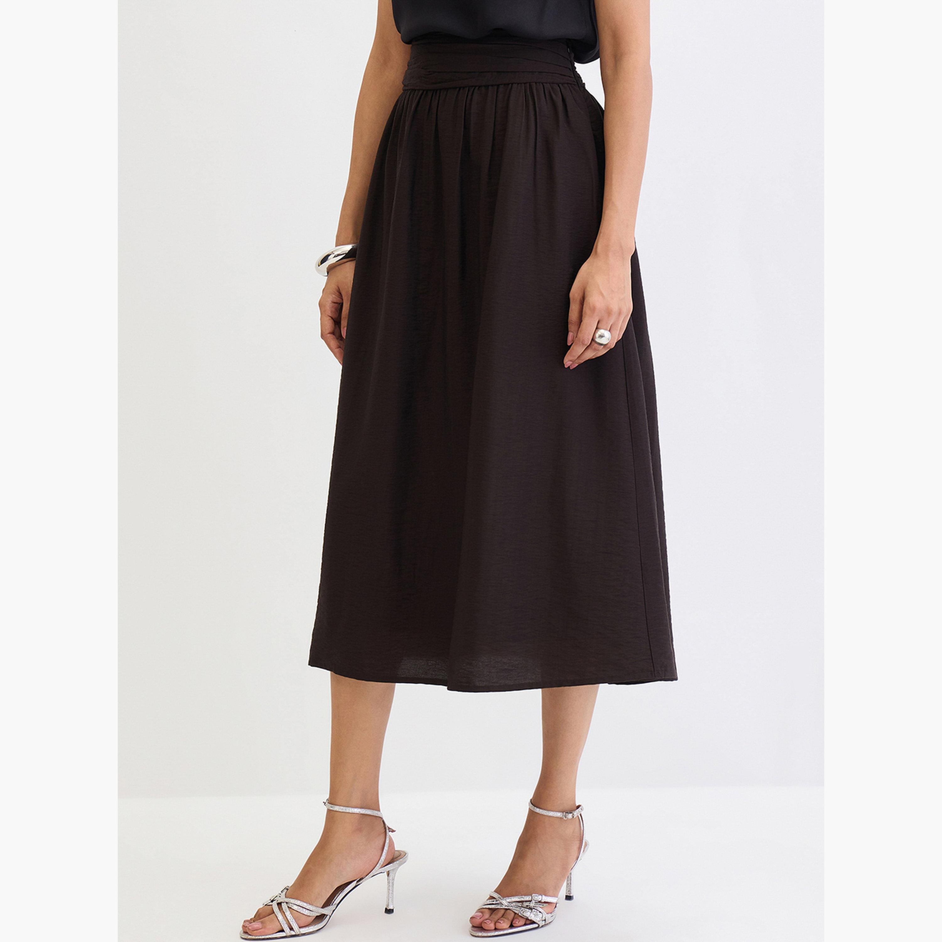فيميلا - تنورة متوسط الطول سوداء بحزام خصر مطوية-women-clothing-bottoms-skirts-image-3