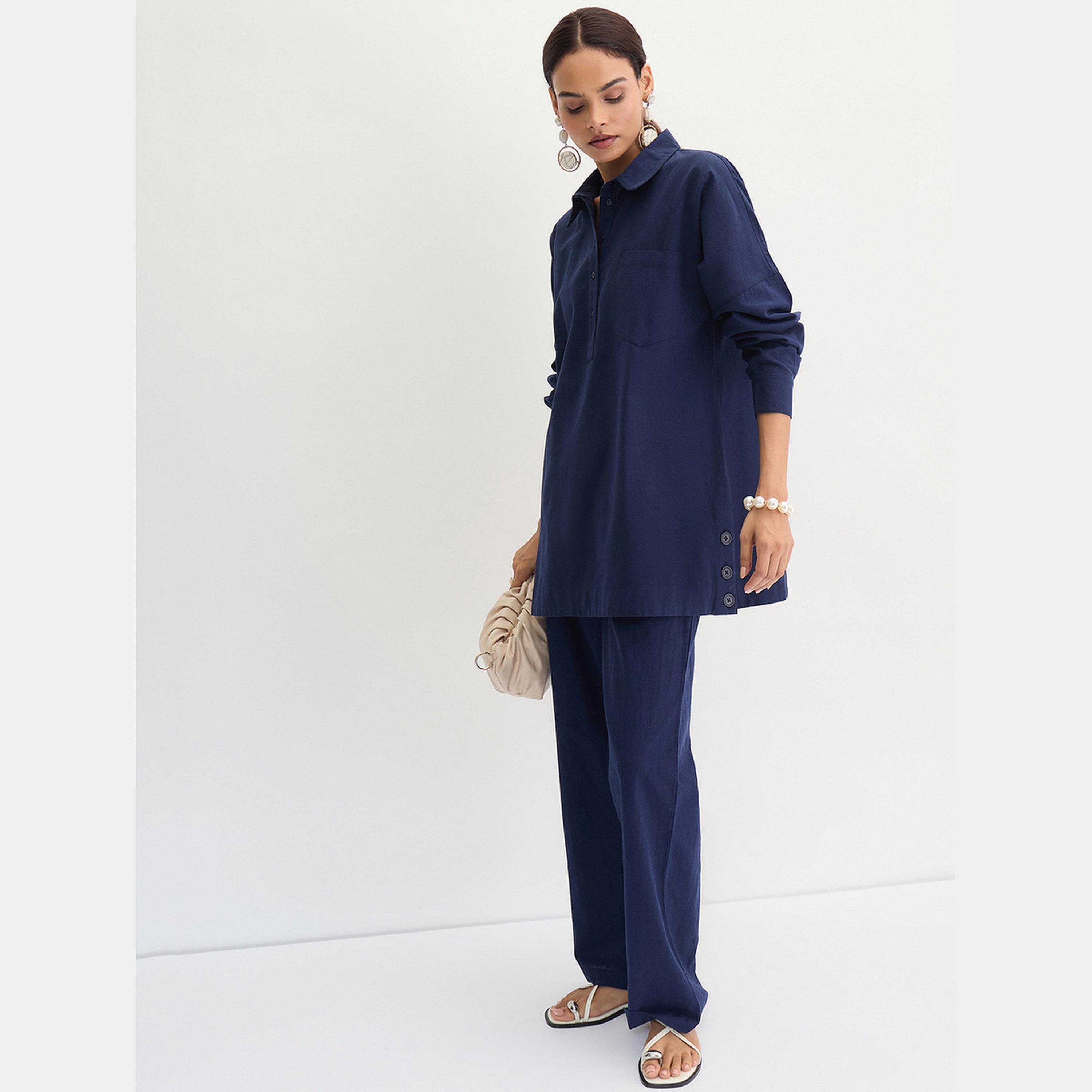 فيميلا - بنطال مستقيم قطن وكتان لون أزرق داكن-women-clothing-bottoms-trousers-image-2