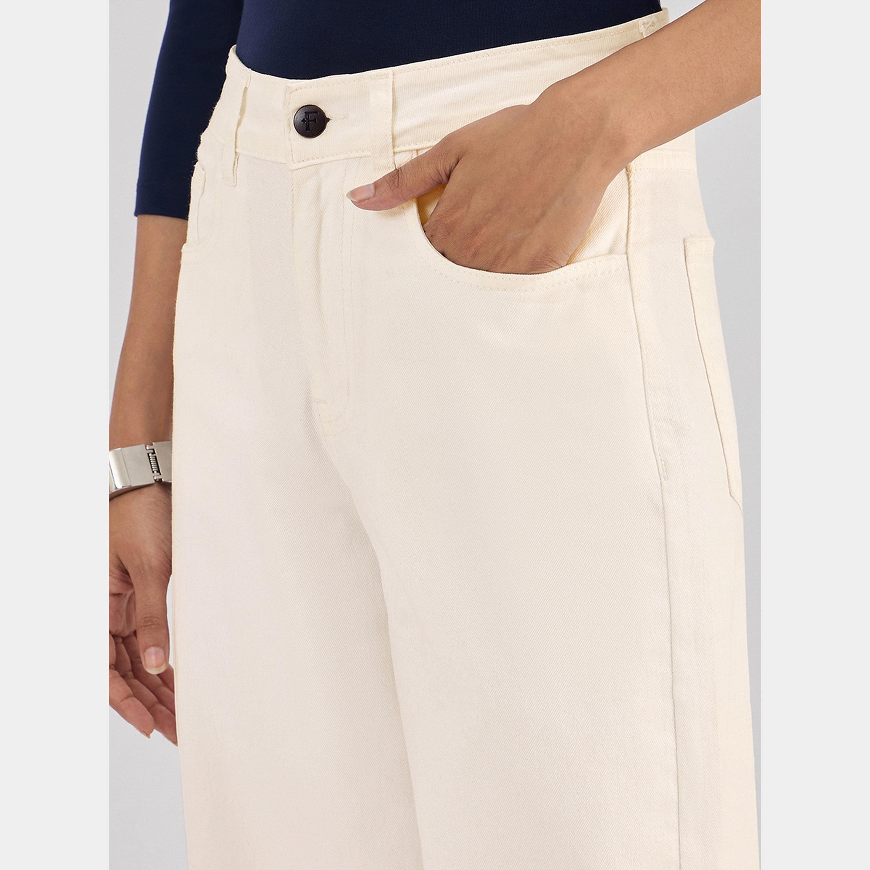 فيميلا - بنطال جينز أبيض متوسط ​​الارتفاع وساق مستقيمة-women-clothing-bottoms-jeans-image-4