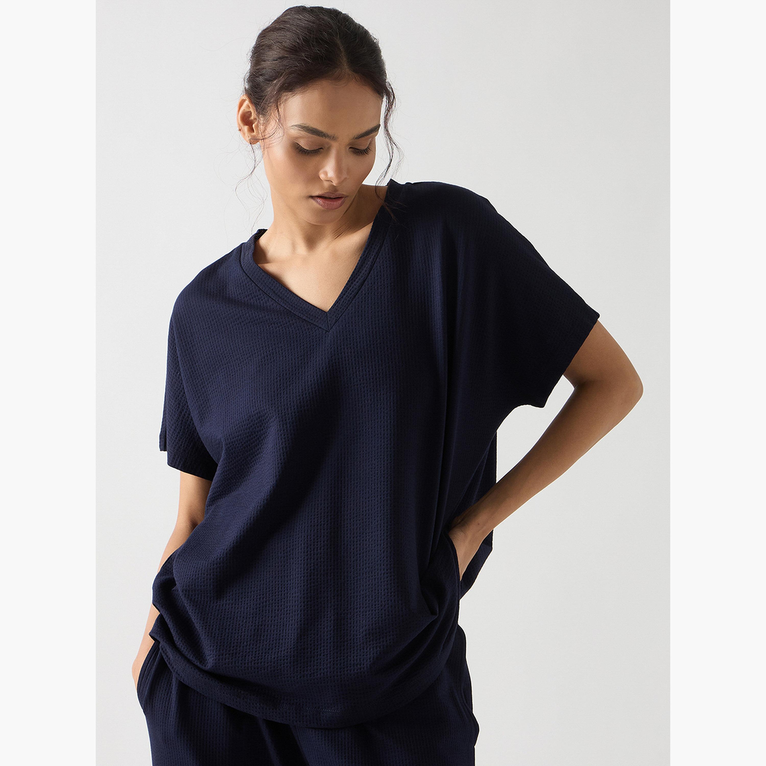 فيميلا - تي شيرت قطن محبوك بأكمام قصيرة لون أزرق داكن-women-clothing-tshirts-image-1