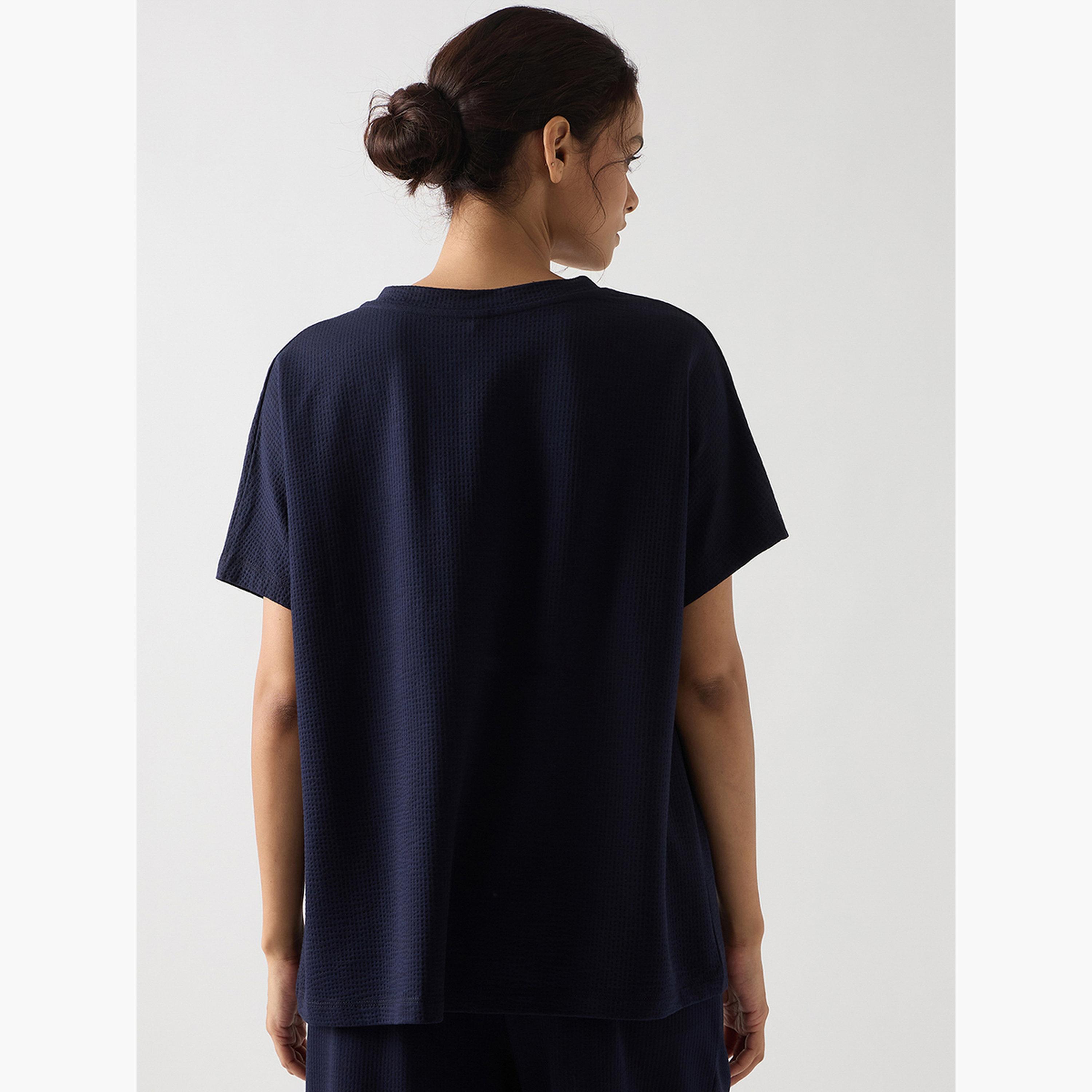فيميلا - تي شيرت قطن محبوك بأكمام قصيرة لون أزرق داكن-women-clothing-tshirts-image-6