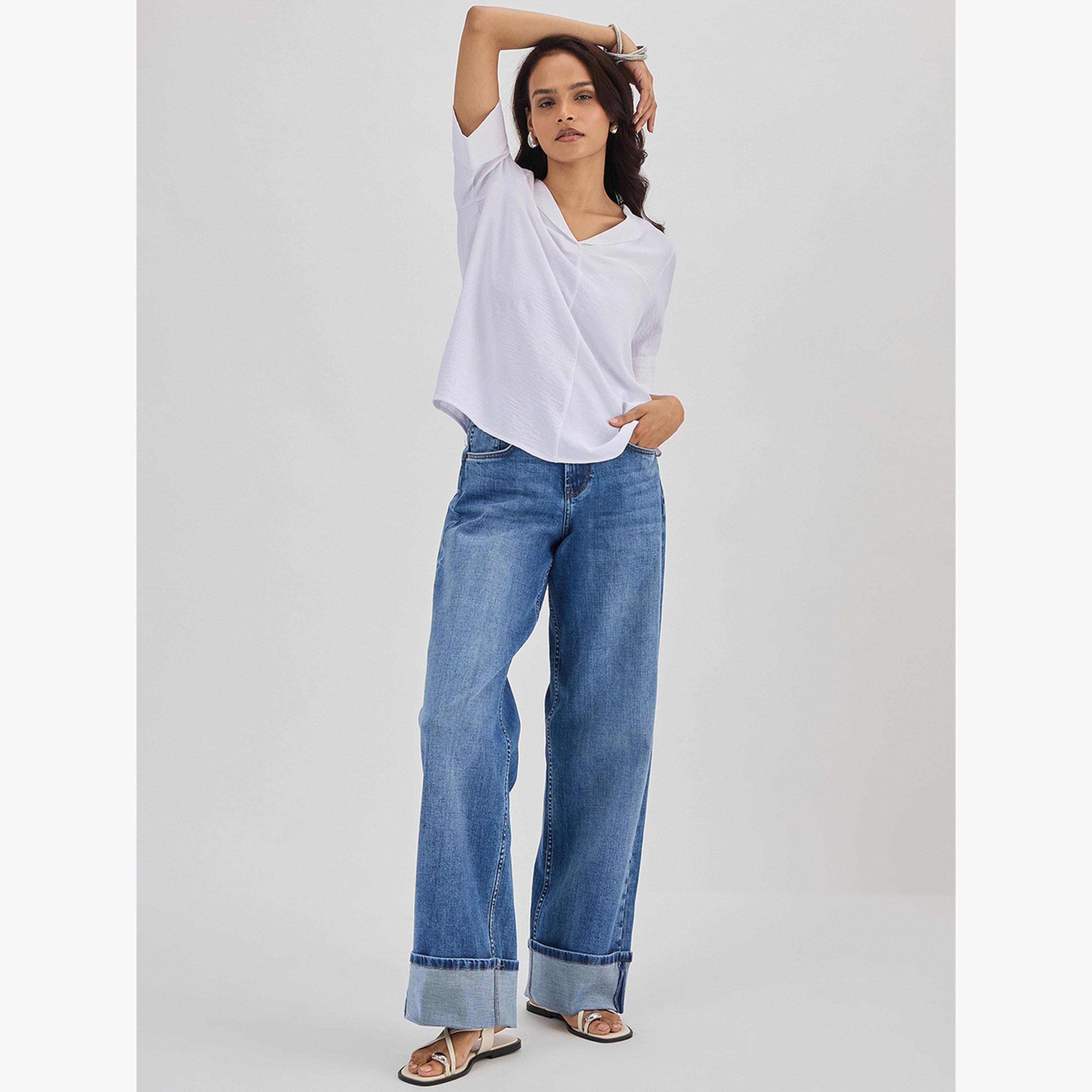 فيميلا - بلوزة بيضاء بياقة شال وأكمام ثلاثة أرباع الطول-women-clothing-shirtsandblouses-blouses-image-2