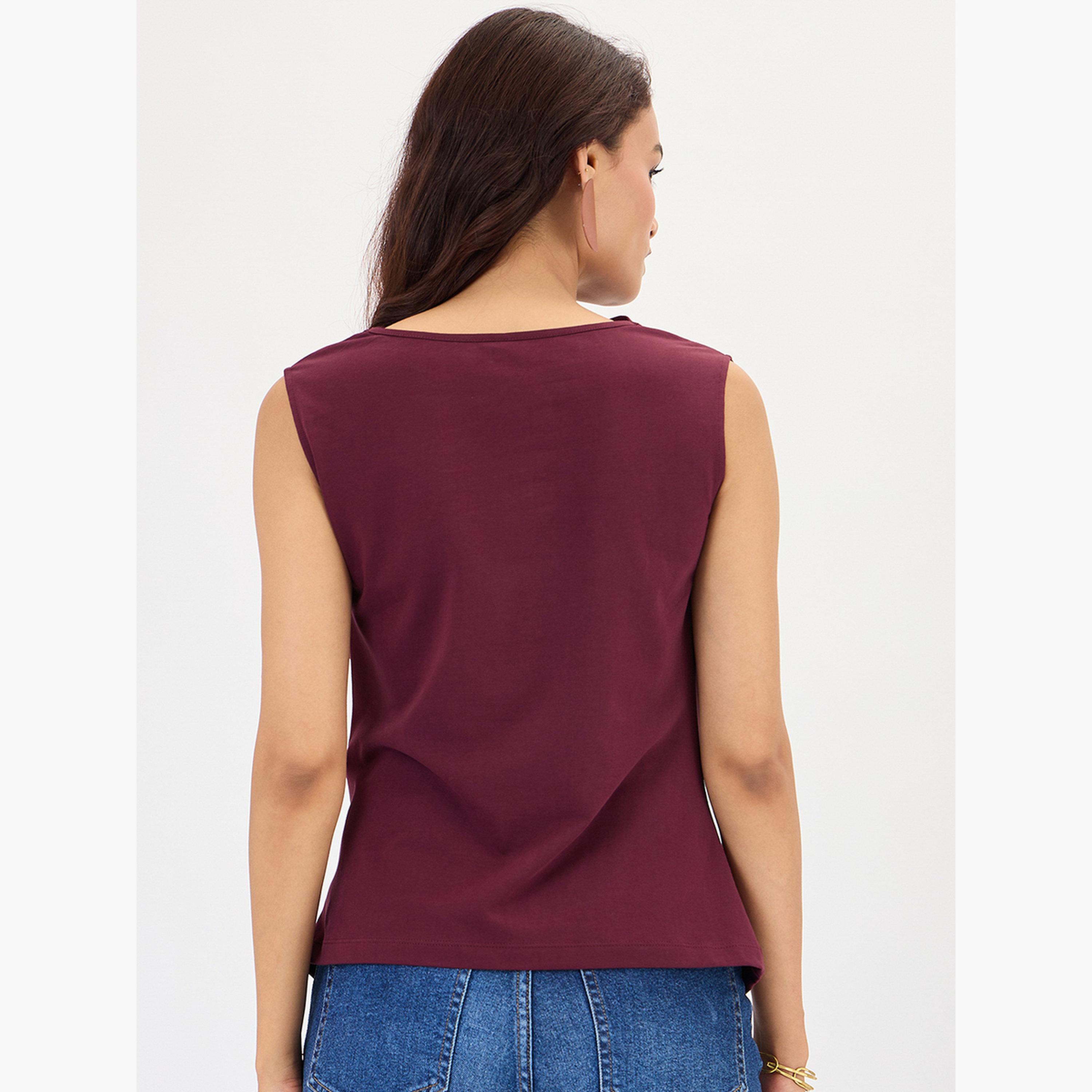 فيميلا - بلوزة محبوكة من القطن بلون النبيذ مع تفاصيل كشكشة-women-clothing-shirtsandblouses-blouses-image-6