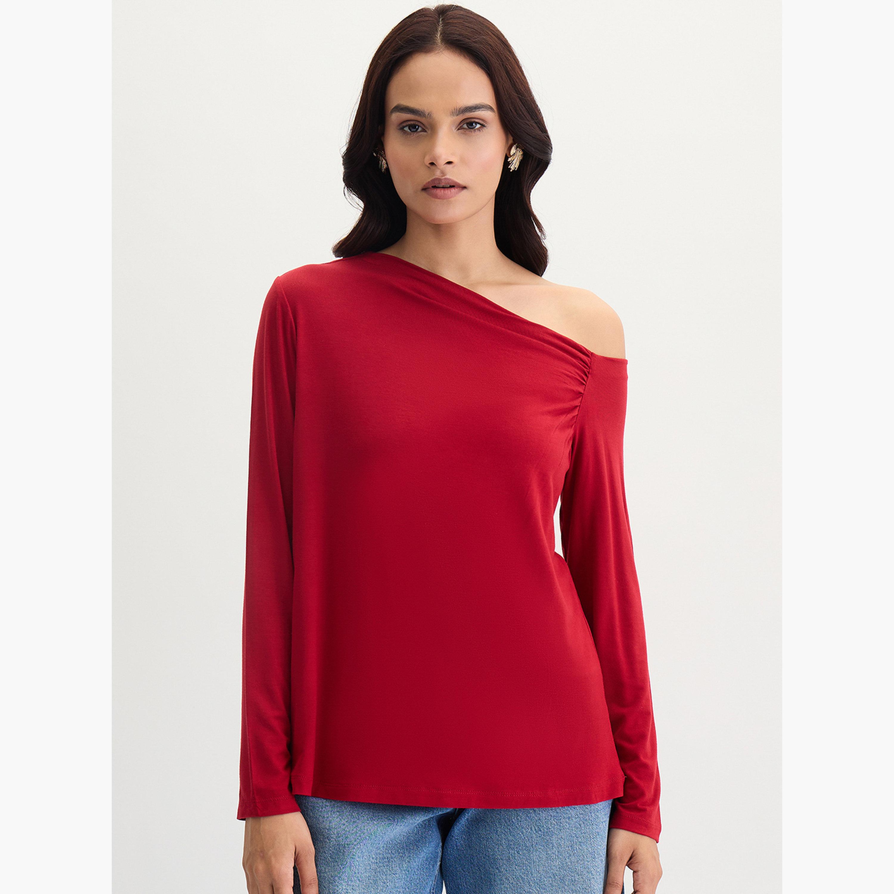 فيميلا - بلوزة محبوكة بكتف واحد لون أحمر داكن-women-clothing-tshirts-image-1
