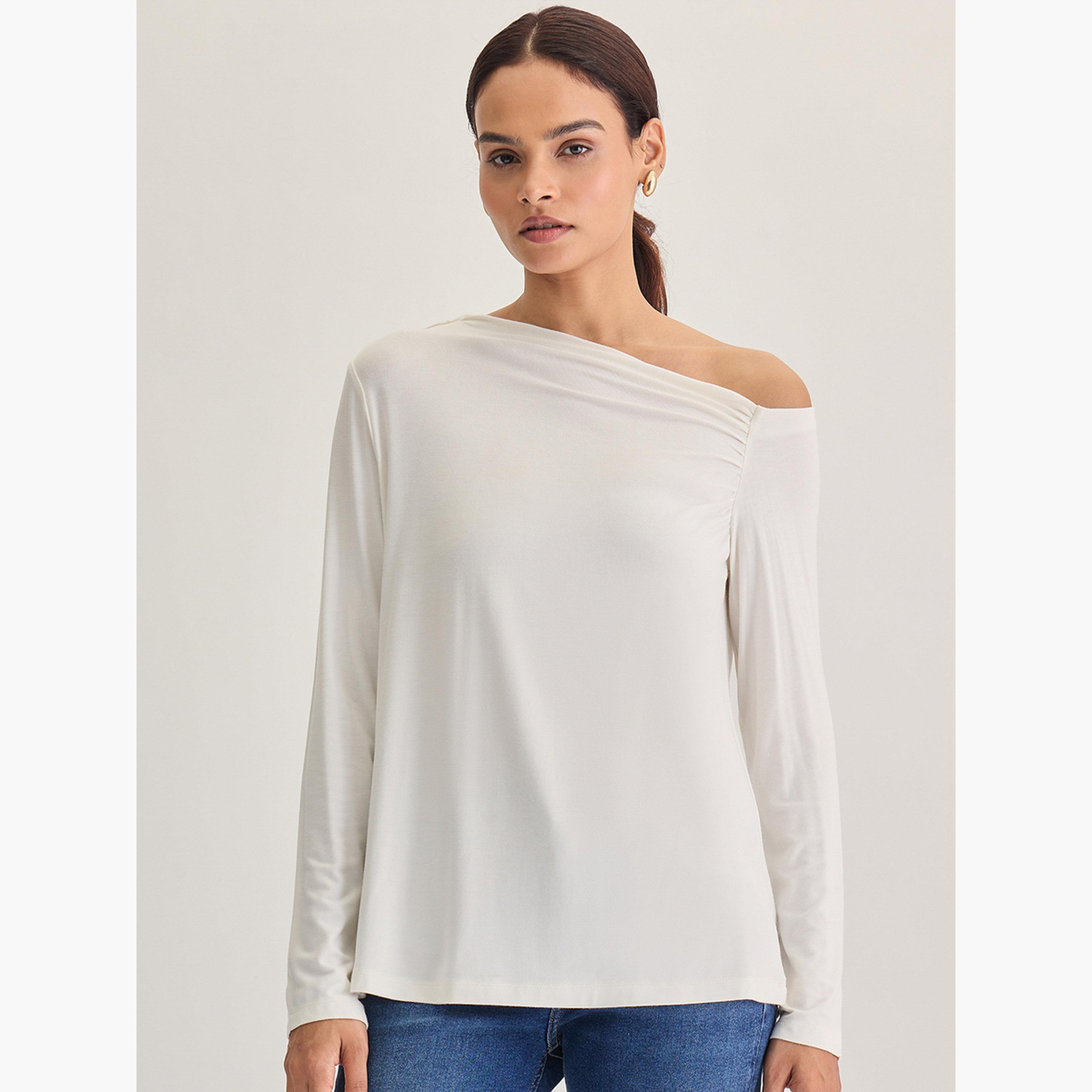 فيميلا - بلوزة بيضاء محبوكة بكتف واحد-women-clothing-tshirts-image-1