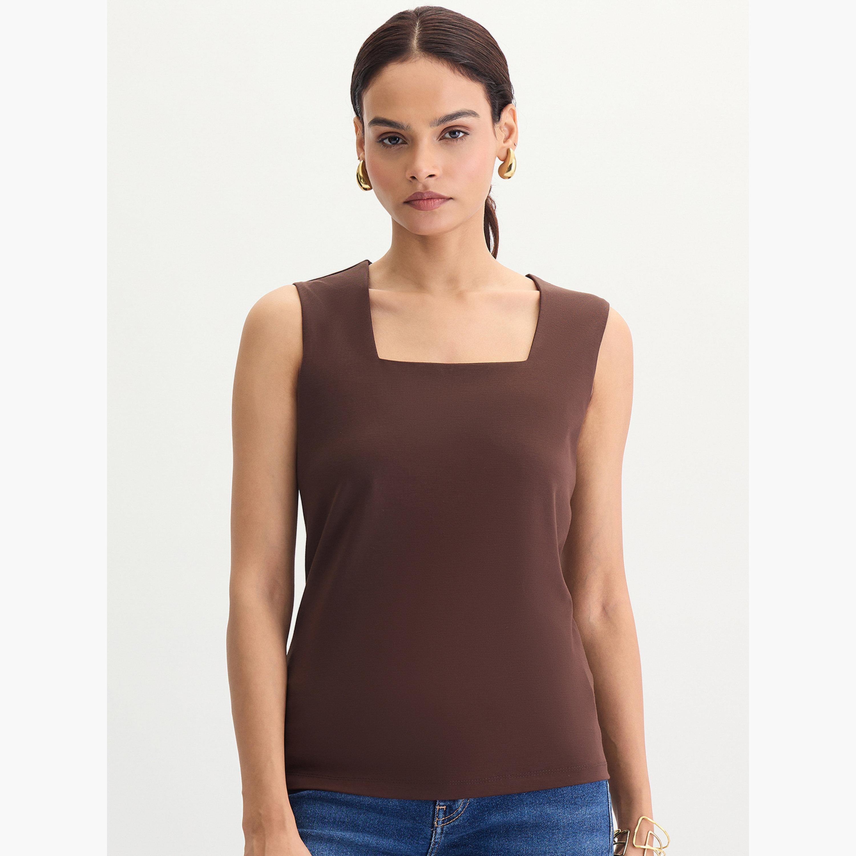 فيميلا - بلوزة بدون أكمام برقبة مربعة لون بني قهوة-women-clothing-shirtsandblouses-blouses-image-1