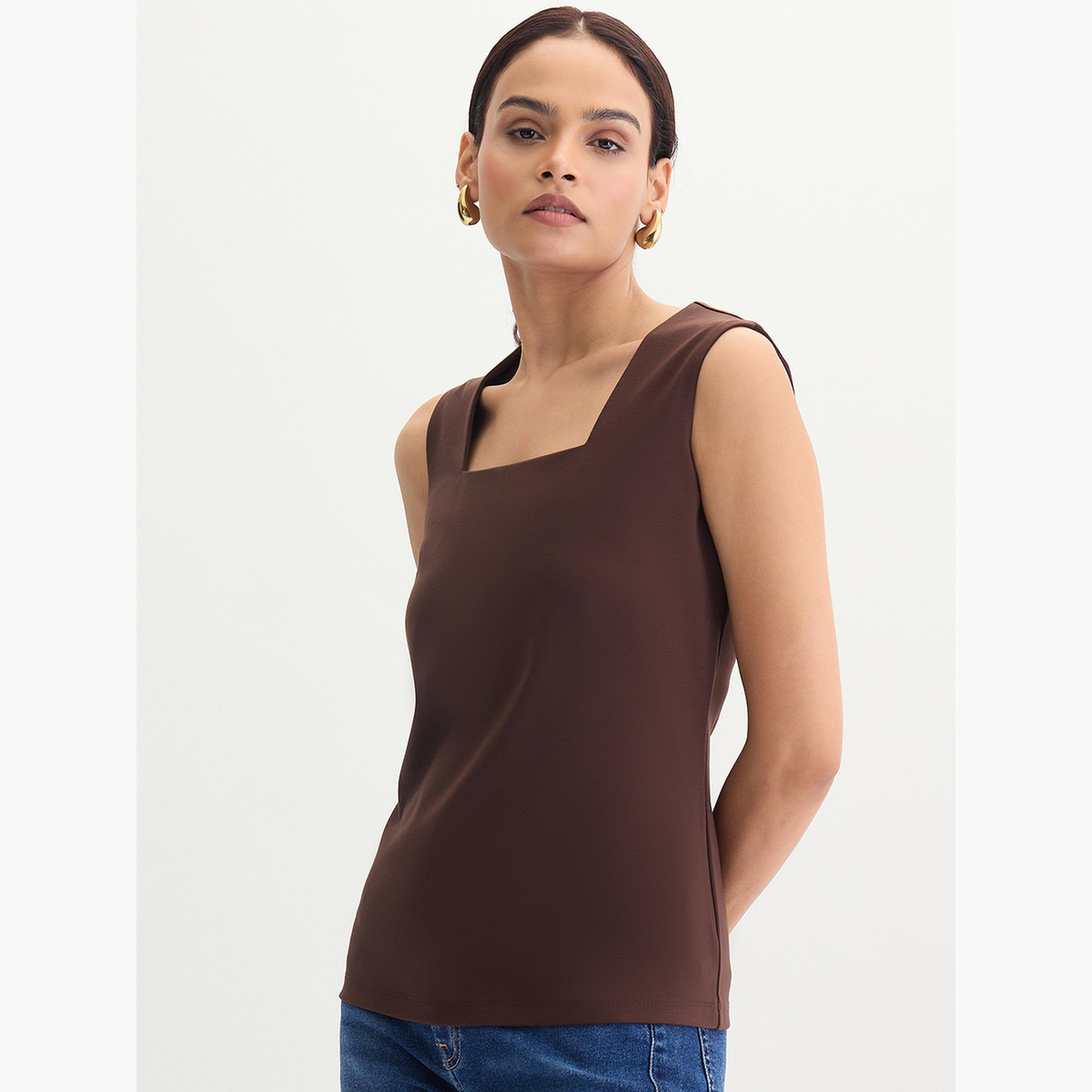 فيميلا - بلوزة بدون أكمام برقبة مربعة لون بني قهوة-women-clothing-shirtsandblouses-blouses-image-3