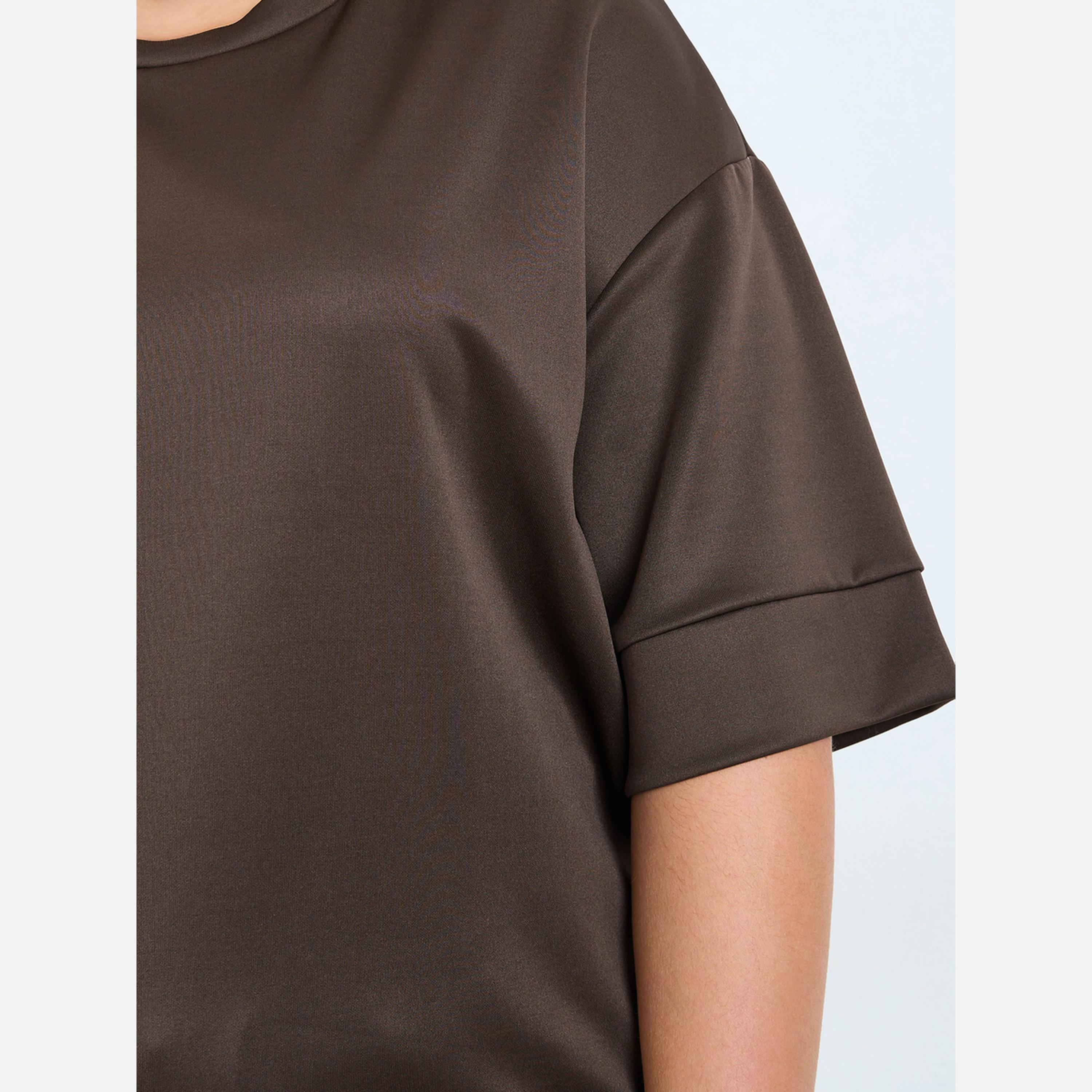 Styli Plus Size Brown Short Sleeve T-Shirt-women-clothing-tshirts-image-3