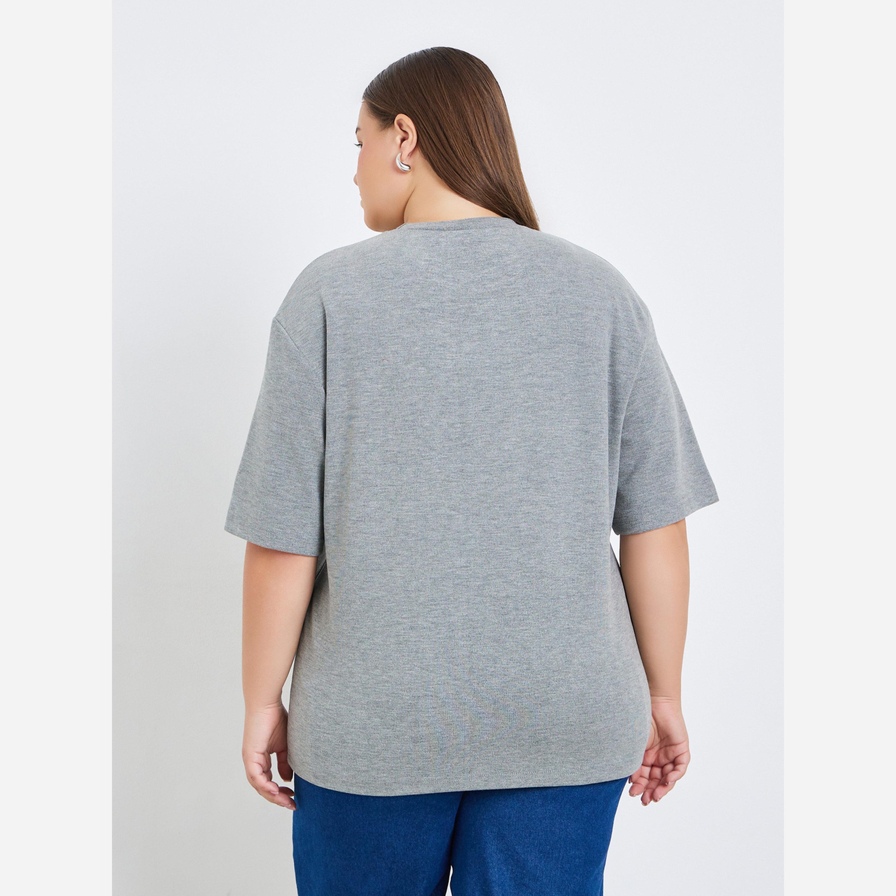 ستايلي - تيشيرت لون رمادي أكمام قصيرة مقاس واسع-women-clothing-tshirts-image-4