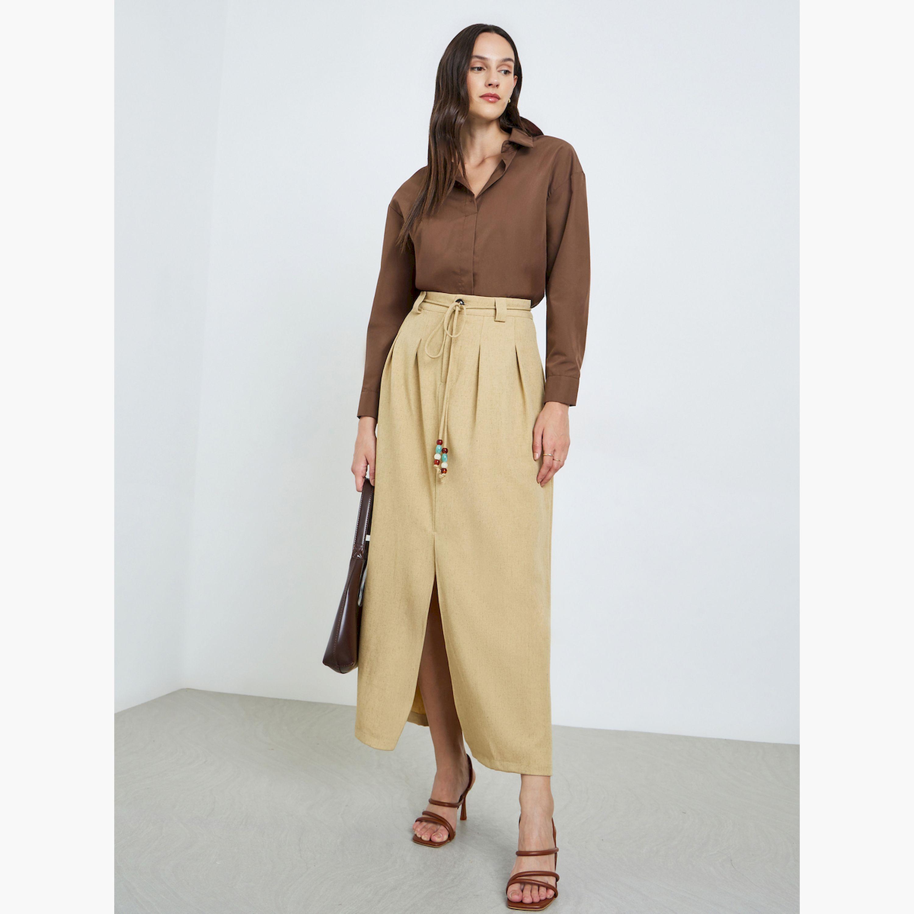 تيك تو × ستايلي - تنورة نسائية سادة بثنيات ورباط عند الخصر وفتحة جانبية-women-clothing-bottoms-skirts-image-2