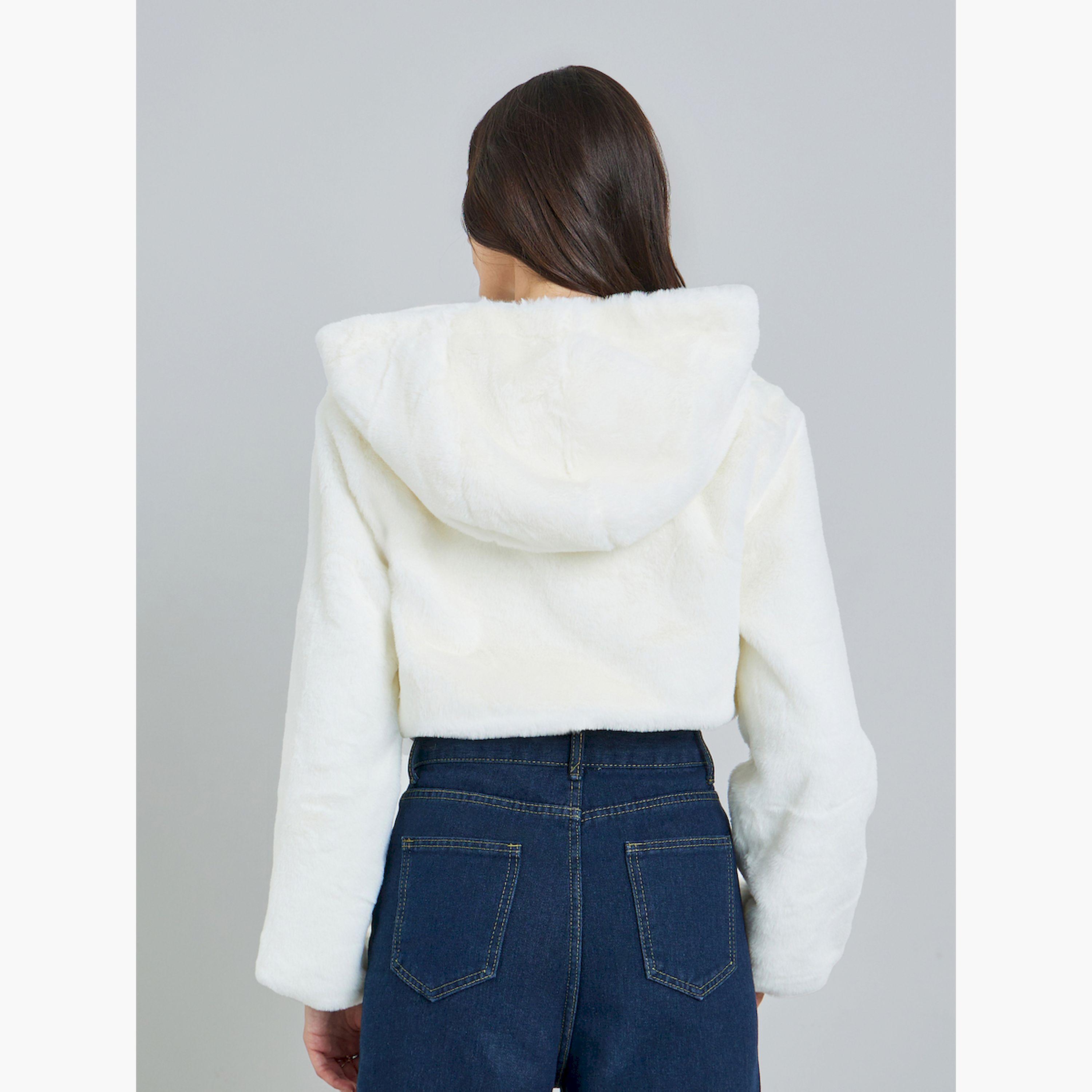 تيك تو × ستايلي - معطف نسائي بغطاء رأس من الفرو الصناعي بلون موحد وسحاب أمامي-women-winterwear-coatsandjackets-jackets-image-4