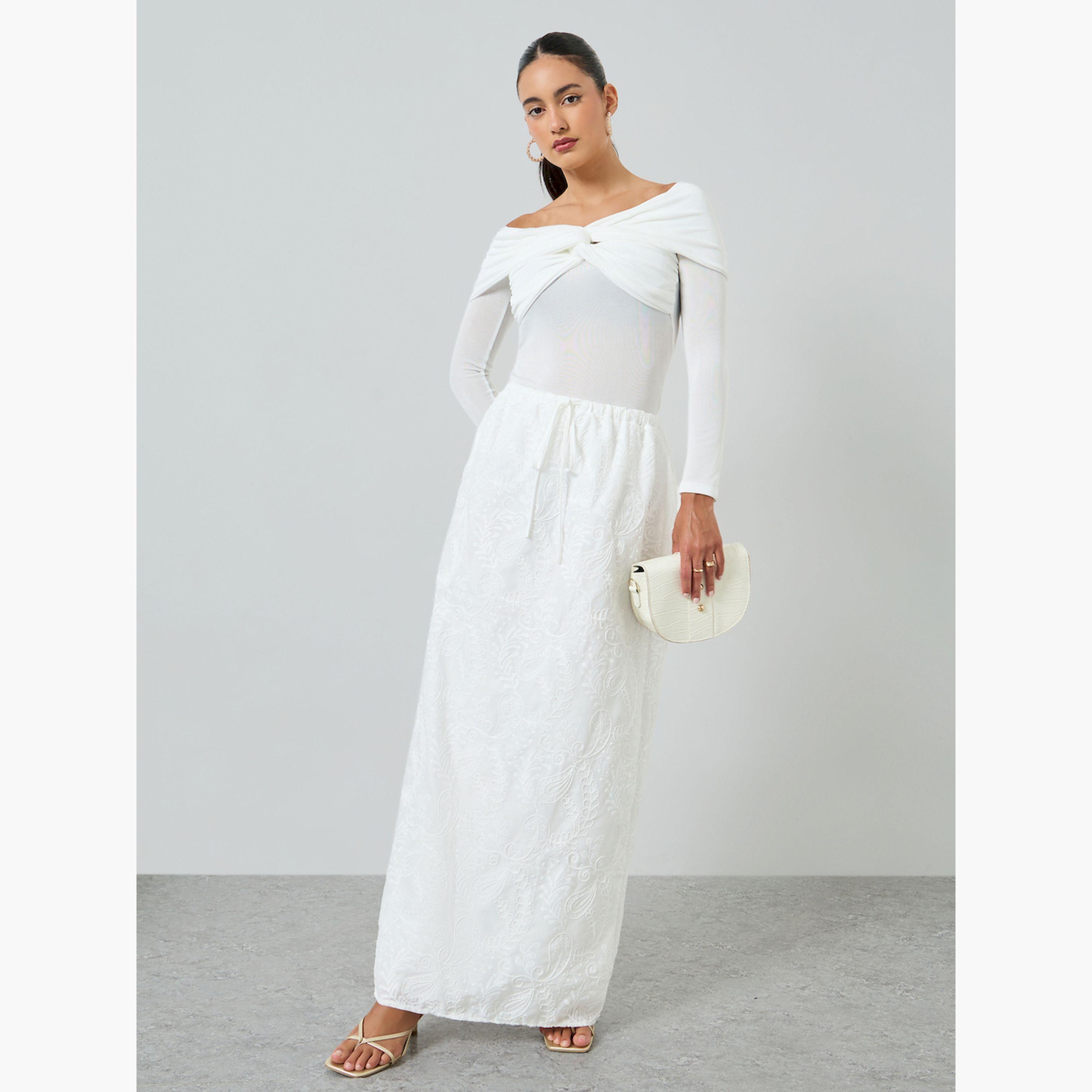 تيك تو × ستايلي - تنورة نسائية مطرزة بالكامل بخصر برباط-women-clothing-bottoms-skirts-image-2