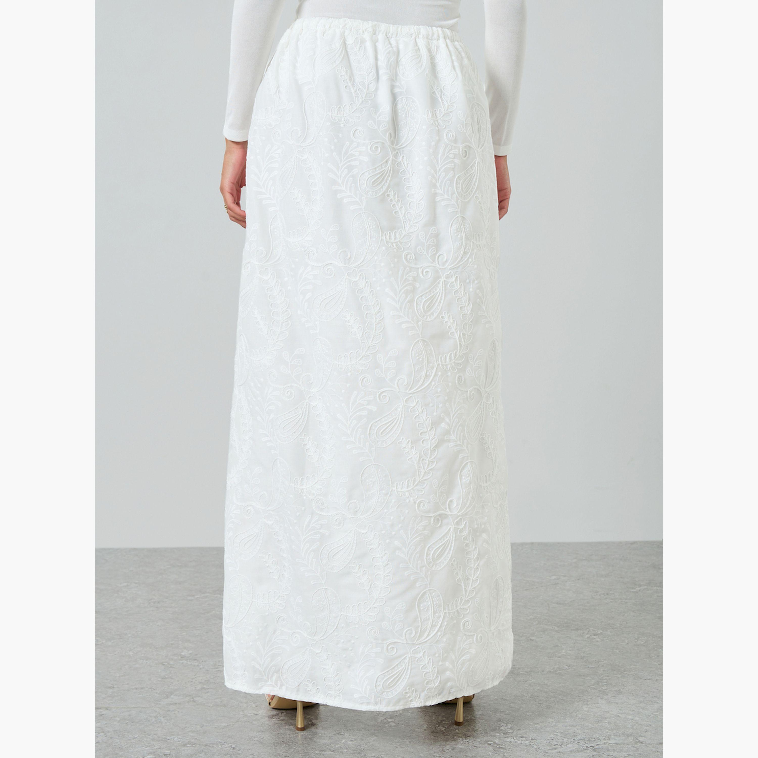 تيك تو × ستايلي - تنورة نسائية مطرزة بالكامل بخصر برباط-women-clothing-bottoms-skirts-image-4