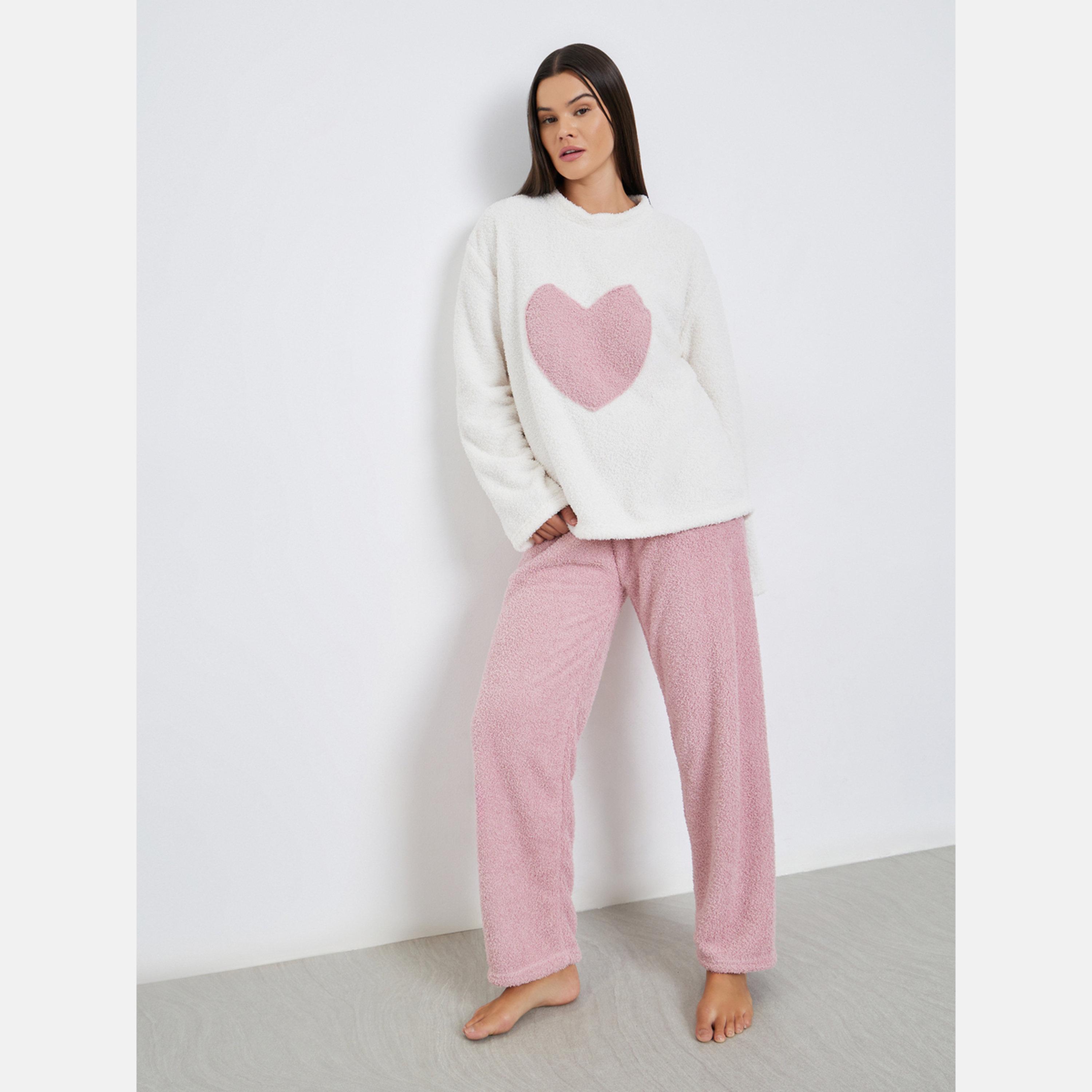Styli Contrast Heart Detail Fleece Top and Pyjama Set-women-clothing-nightwear-pyjamas-longsets-image-1