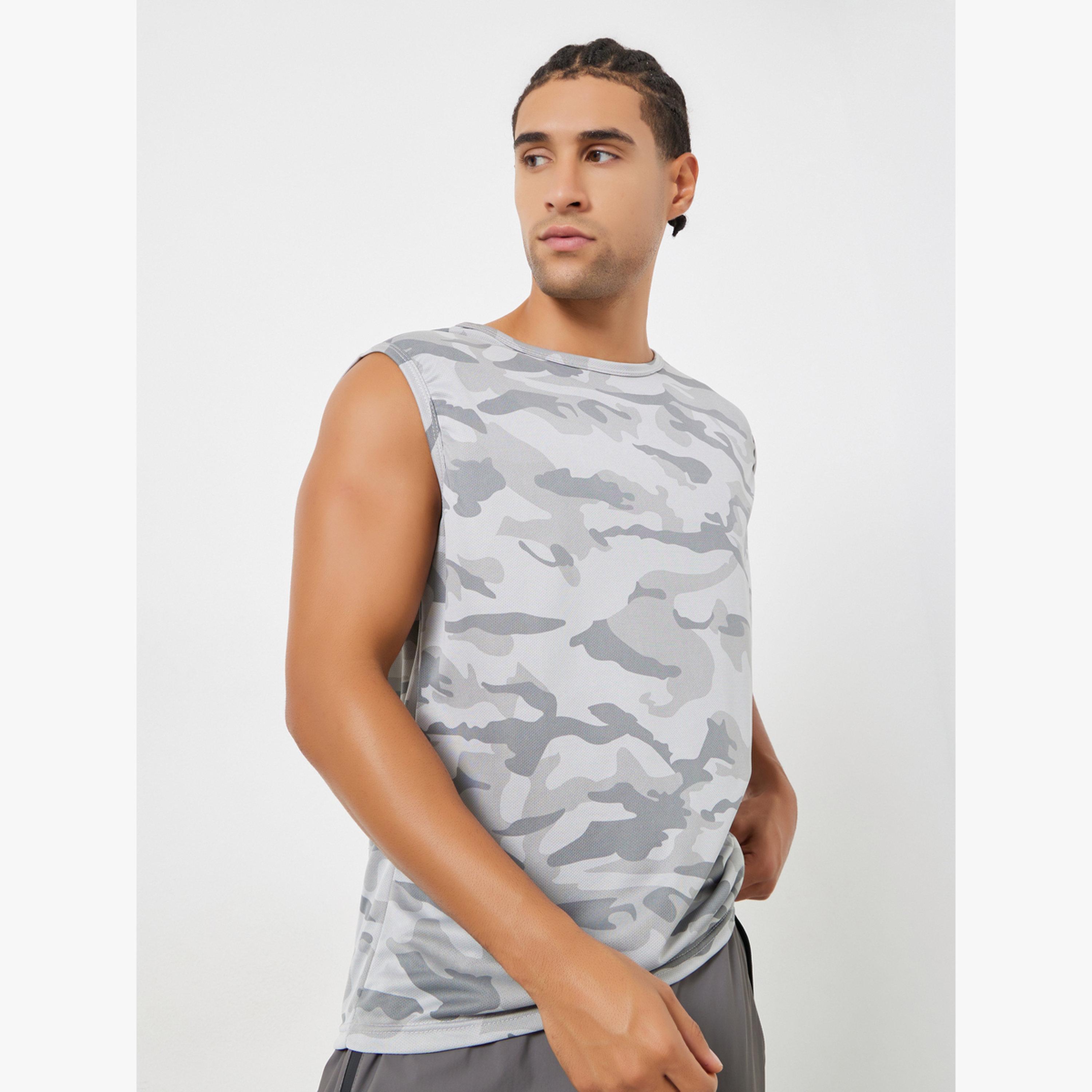 بلوزة تانك بلا أكمام طبعة تمويه-men-clothing-sportswearandactivewear-tshirtsandpolos-image-1