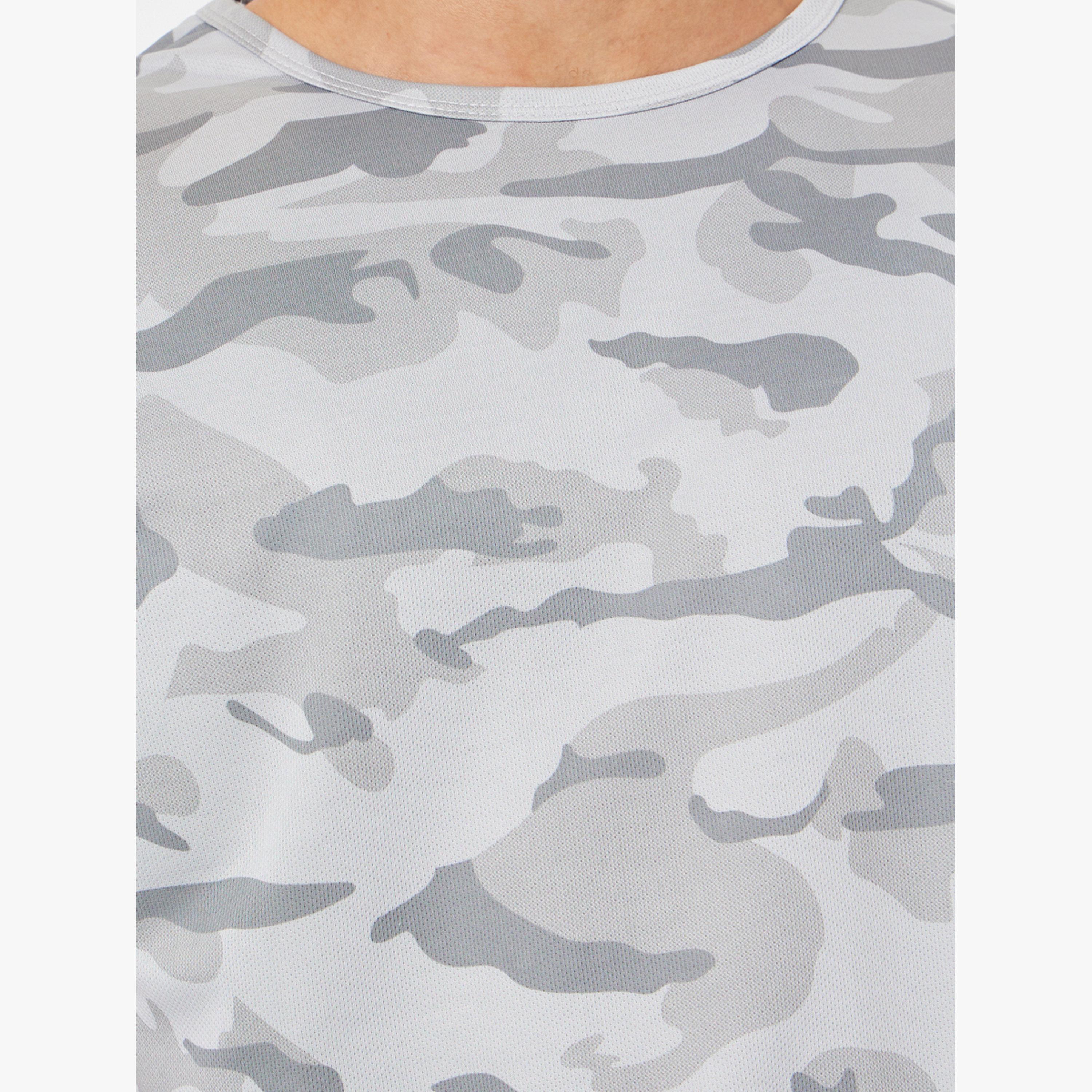 بلوزة تانك بلا أكمام طبعة تمويه-men-clothing-sportswearandactivewear-tshirtsandpolos-image-4
