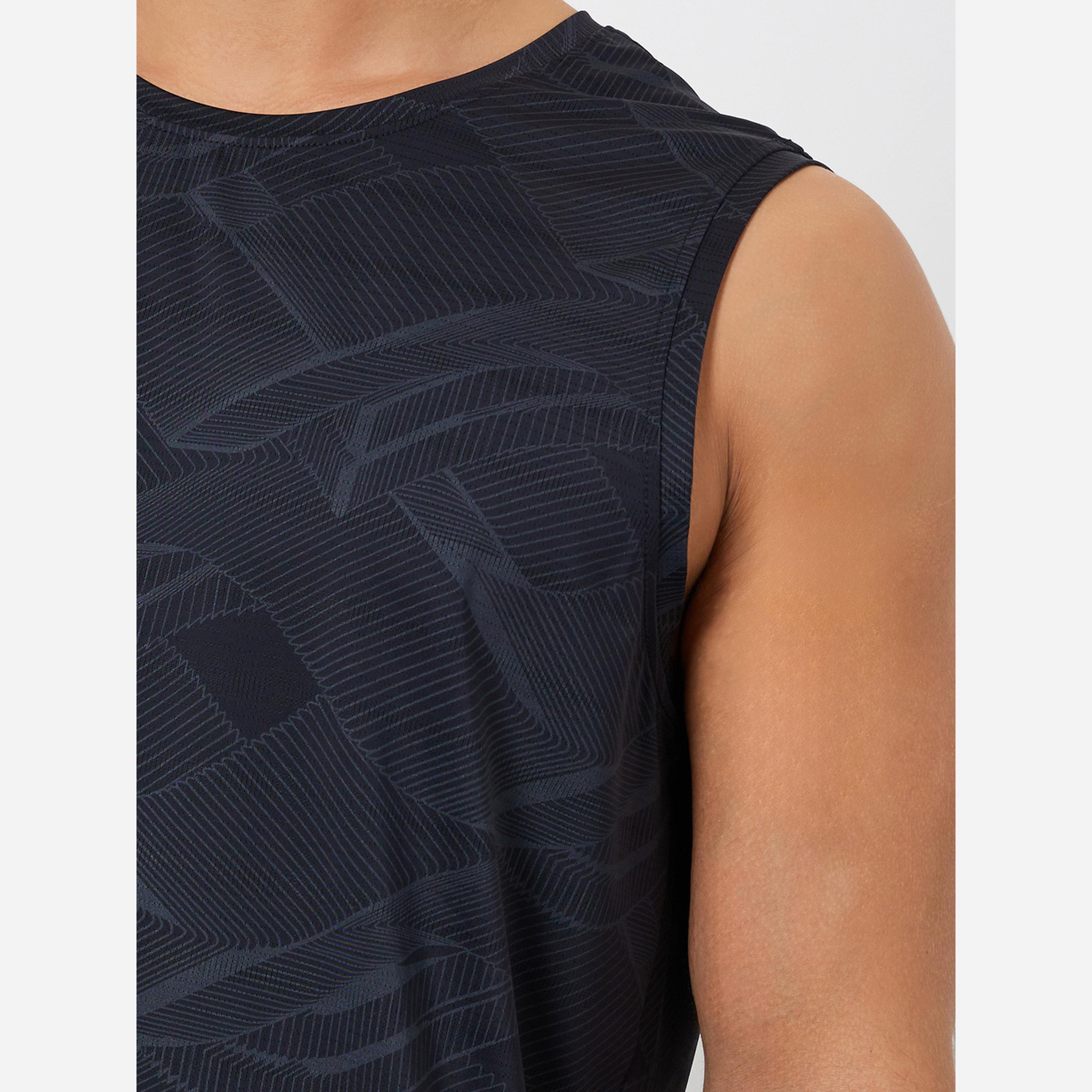 ستايلي - قميص رجالي لون أسود طبعة بدون أكمام مريح وعملي-men-clothing-sportswearandactivewear-tshirtsandpolos-image-3