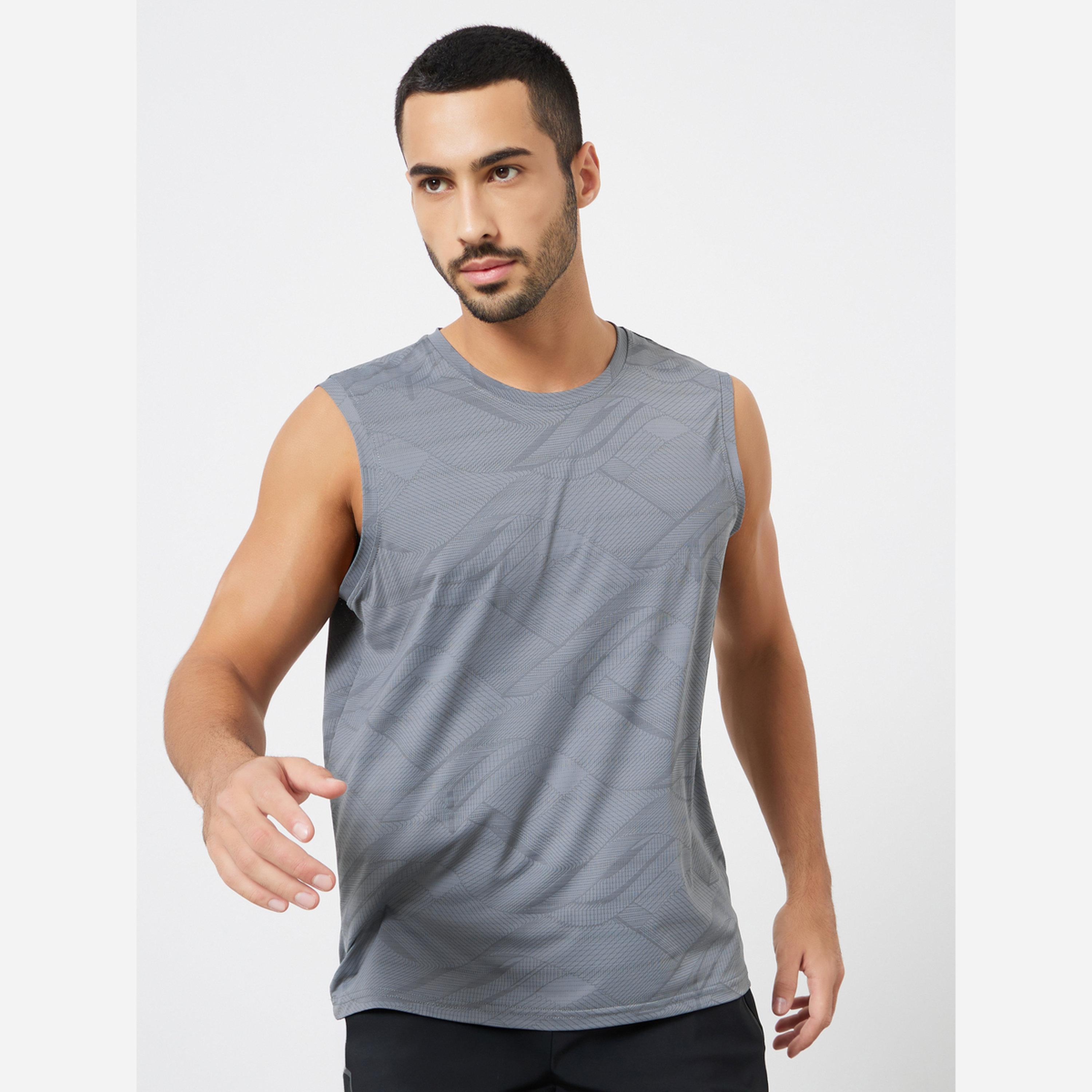 ستايلي - قميص رجالي لون رمادي طبعة بدون أكمام مريح وعملي-men-clothing-sportswearandactivewear-tshirtsandpolos-image-1