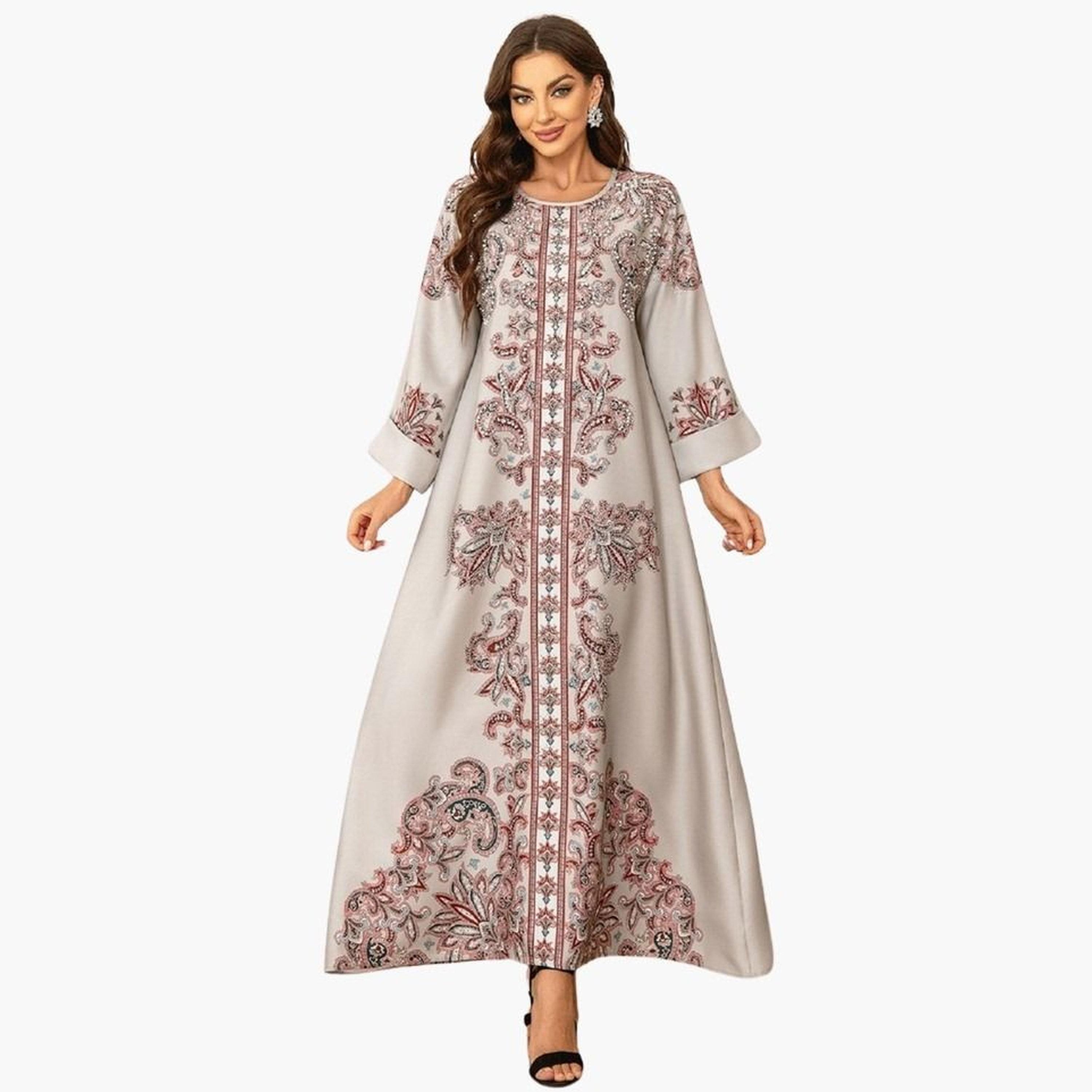 تيك تو - جلابية مزينة مورّدة وتفاصيل لؤلؤ صناعي-women-arabicclothing-jalabiyas-image-1