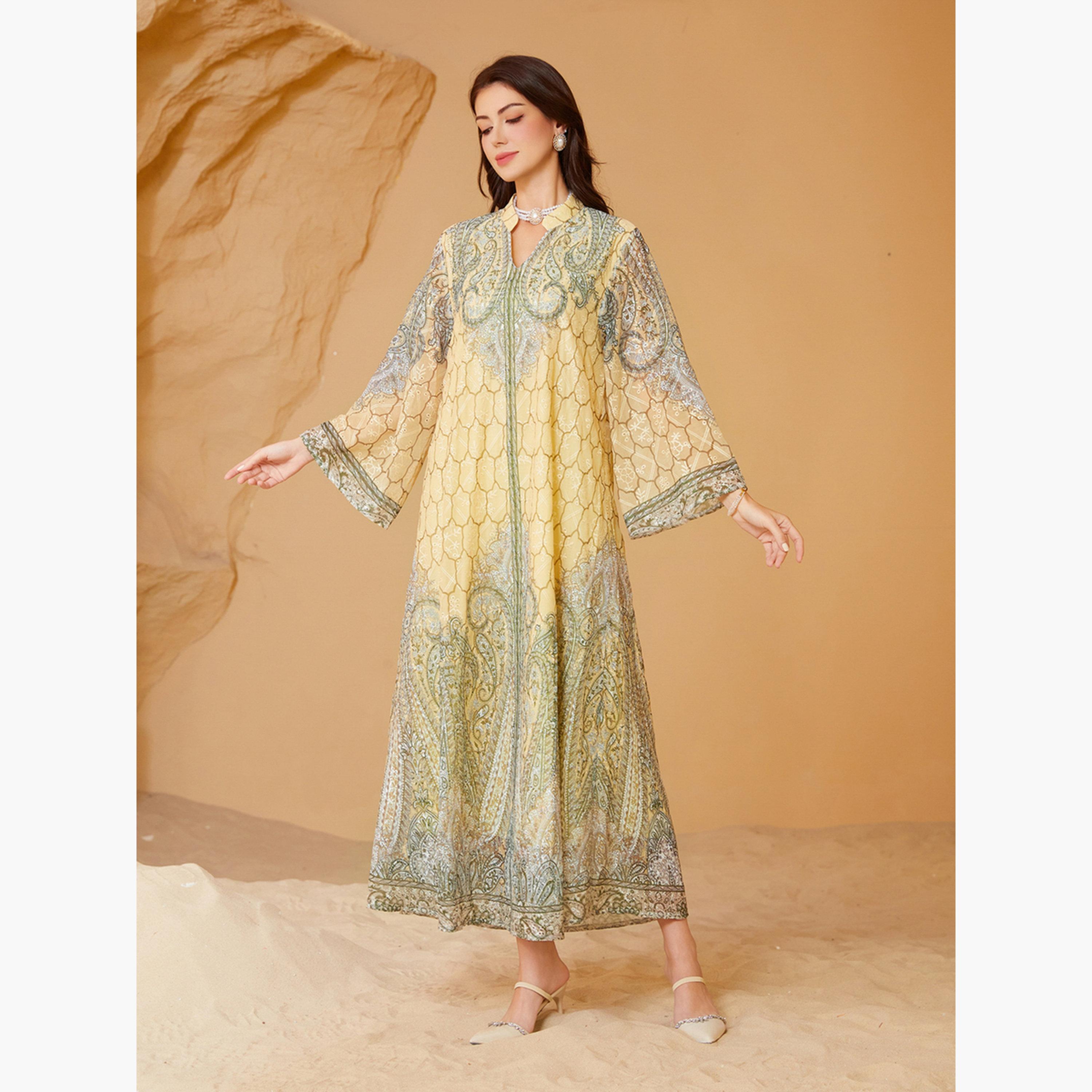 تيك تو - جلابية مزخرفة بنقشة زهور على شكل حرف A-women-arabicclothing-jalabiyas-image-5