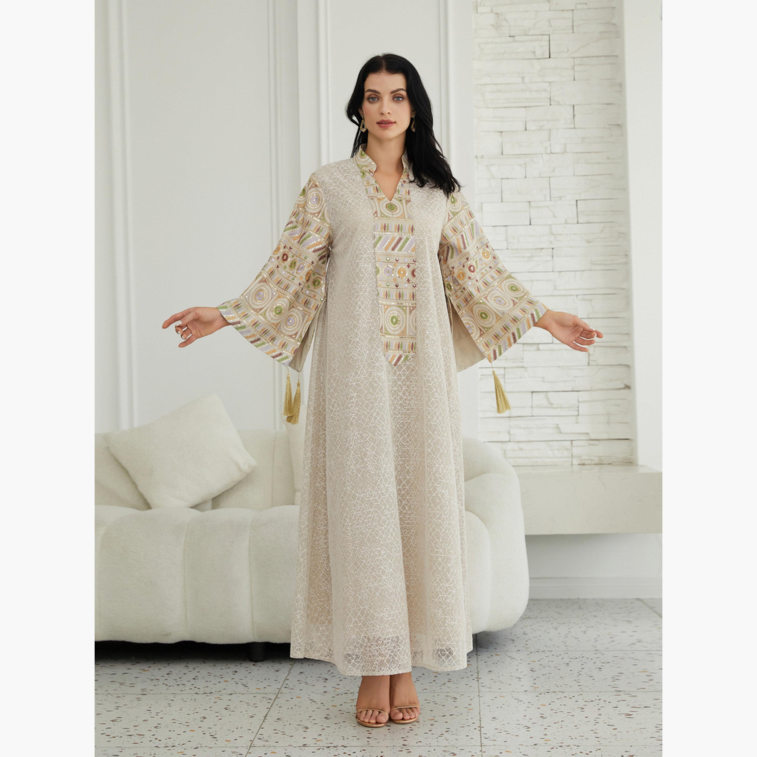 تيك تو - جلابية تصميم A مزينة بالترتر باللون البيج-women-arabicclothing-jalabiyas-image-4