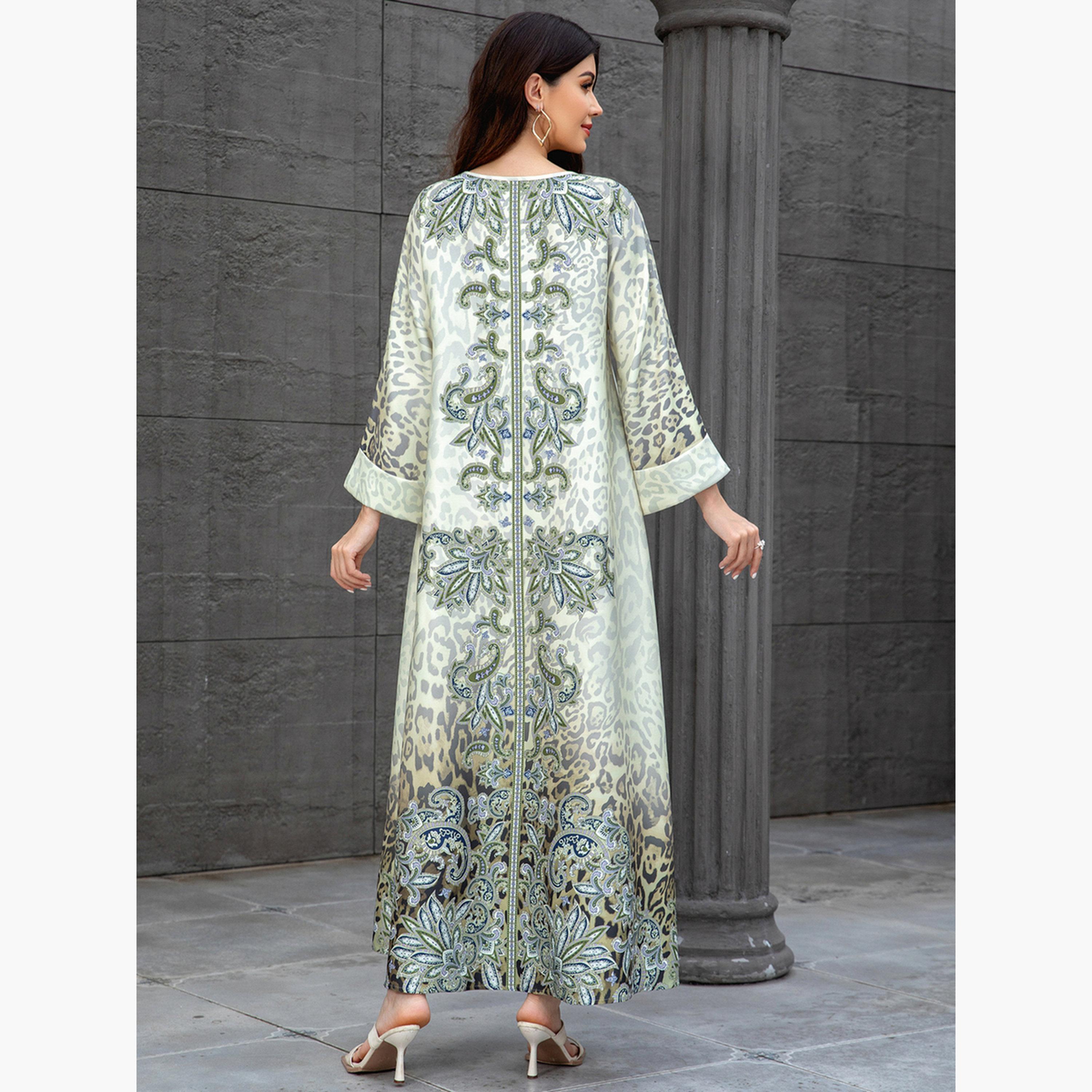 تيك تو - جلابية مزينة مورّدة ولؤلؤ صناعي-women-arabicclothing-jalabiyas-image-6