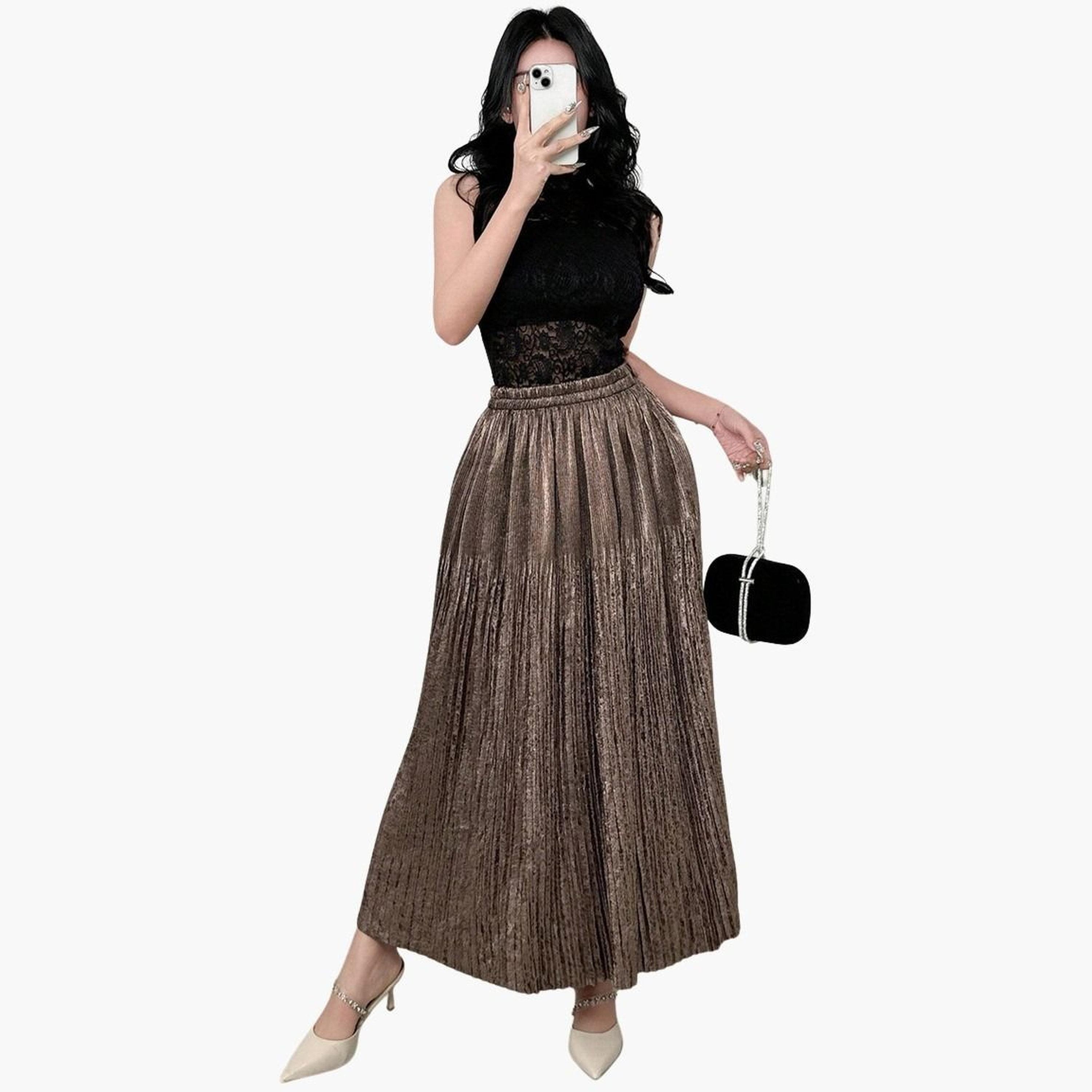 تيك تو - تنورة ماكسي سادة بتصميم A مع خصر مطاطي وتفاصيل مطوية للنساء-women-clothing-bottoms-skirts-image-2