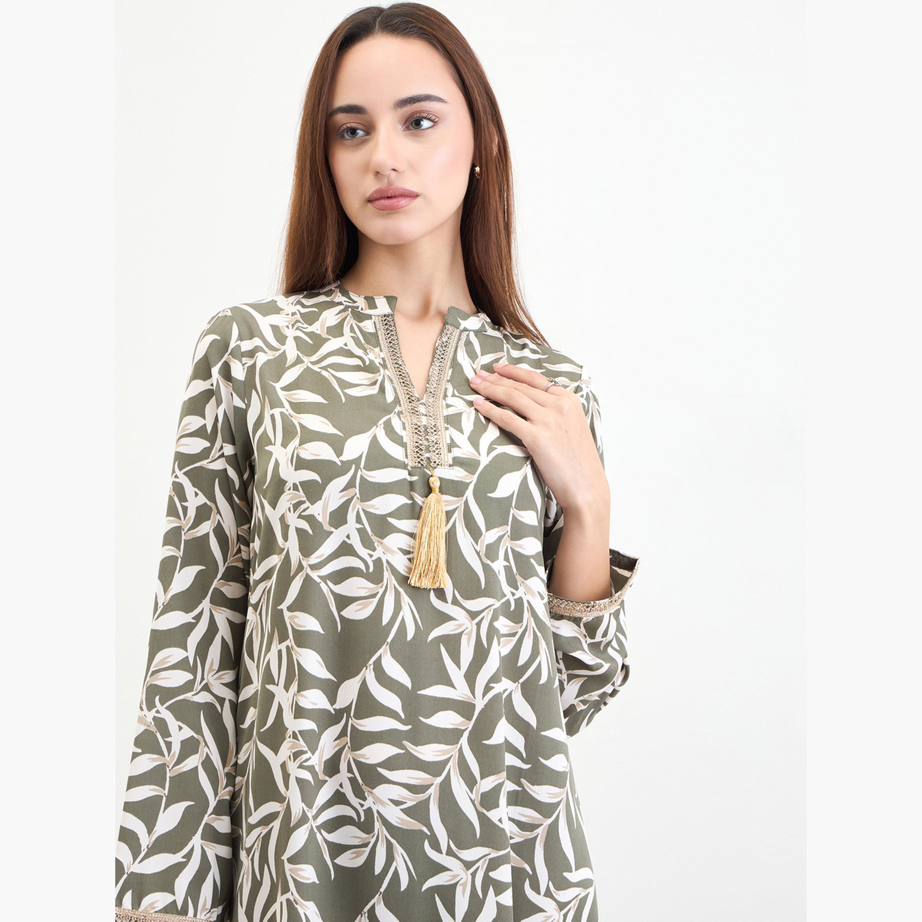 جلابية بطبعة أوراق شجر وشرابات-women-arabicclothing-jalabiyas-image-3